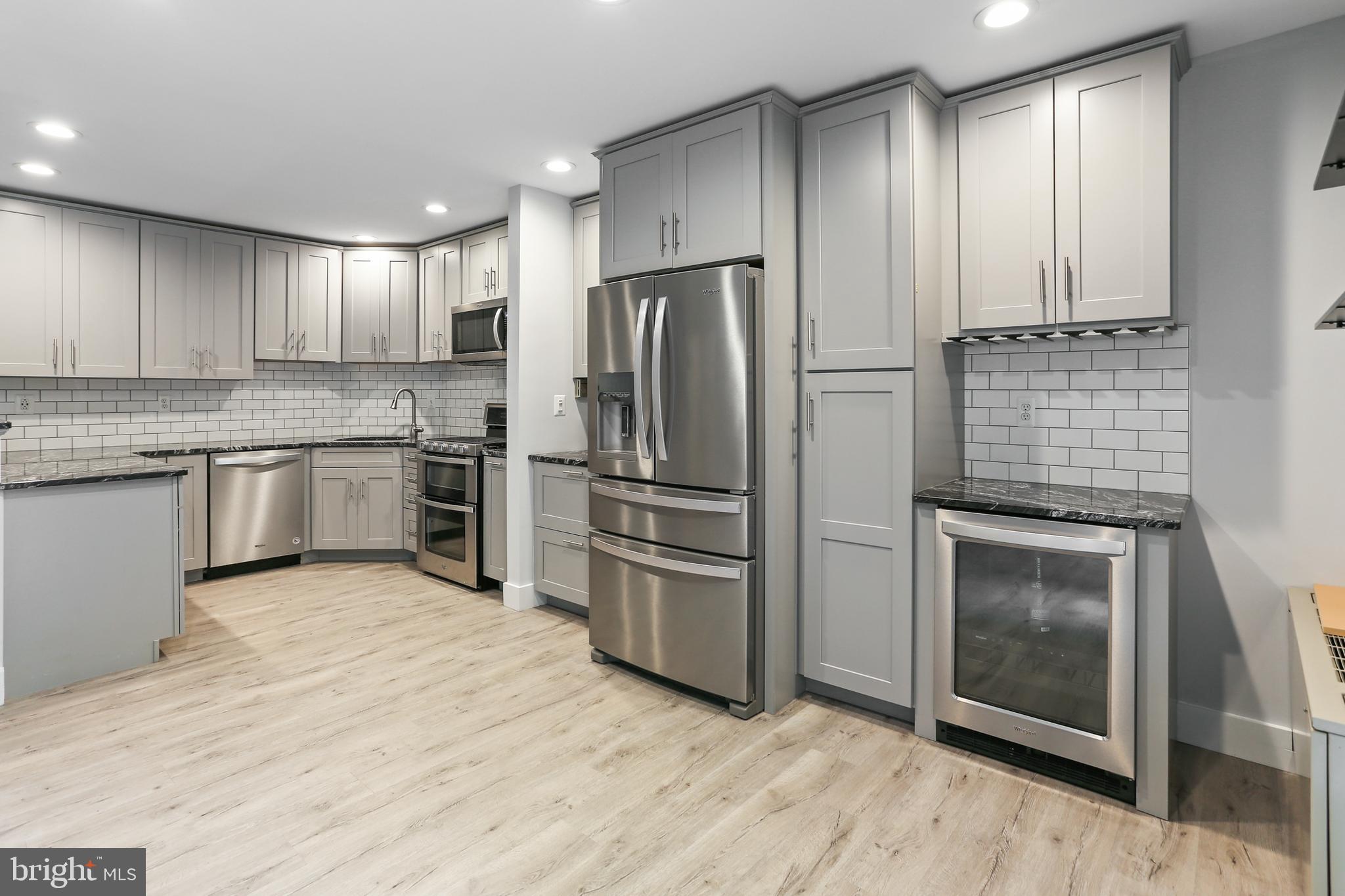 HAMLET HOUSE - Residential