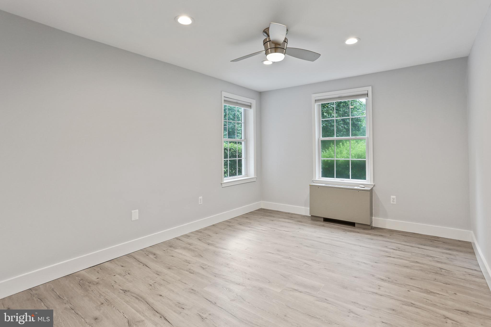 HAMLET HOUSE - Residential