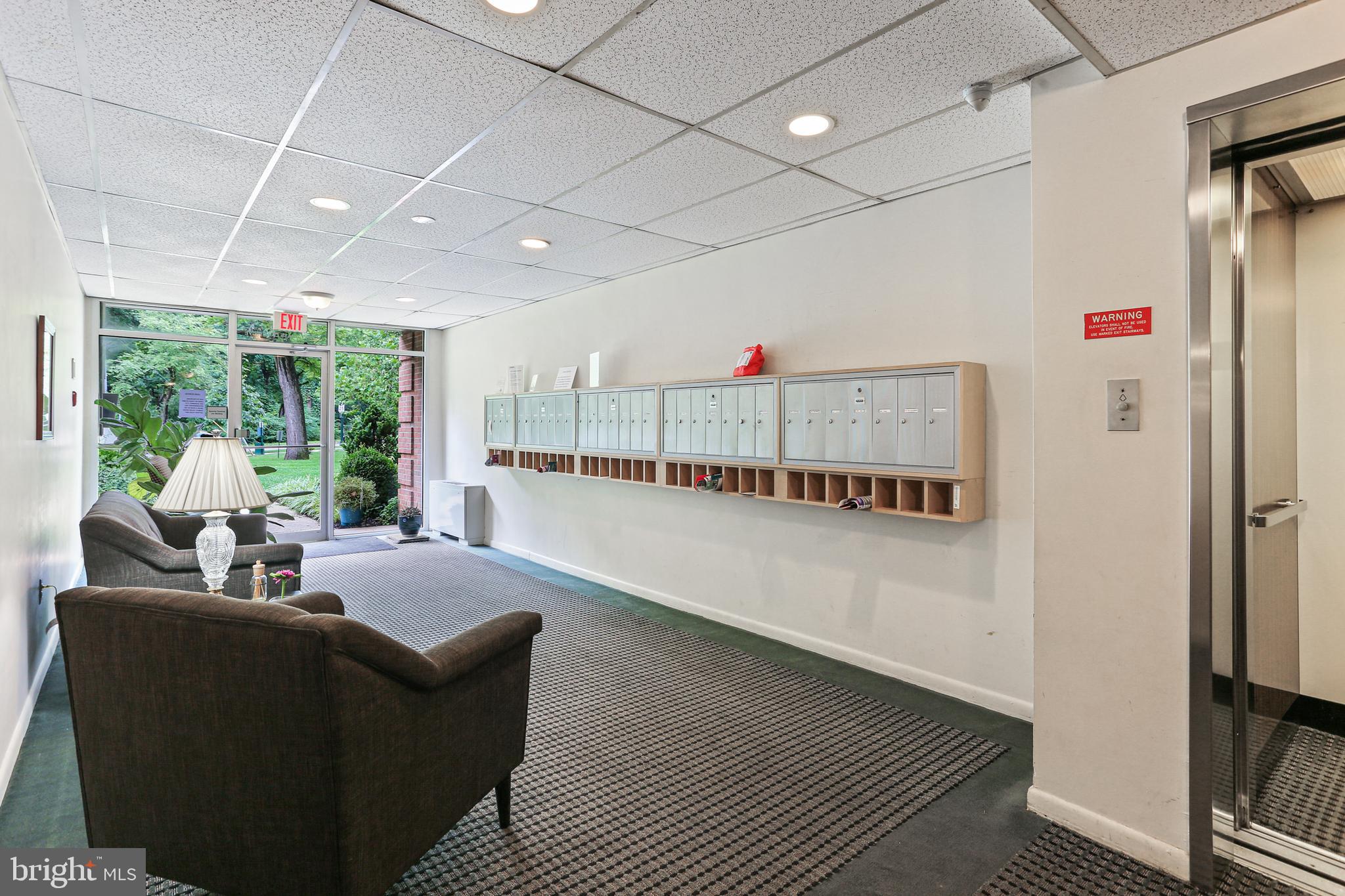 HAMLET HOUSE - Residential