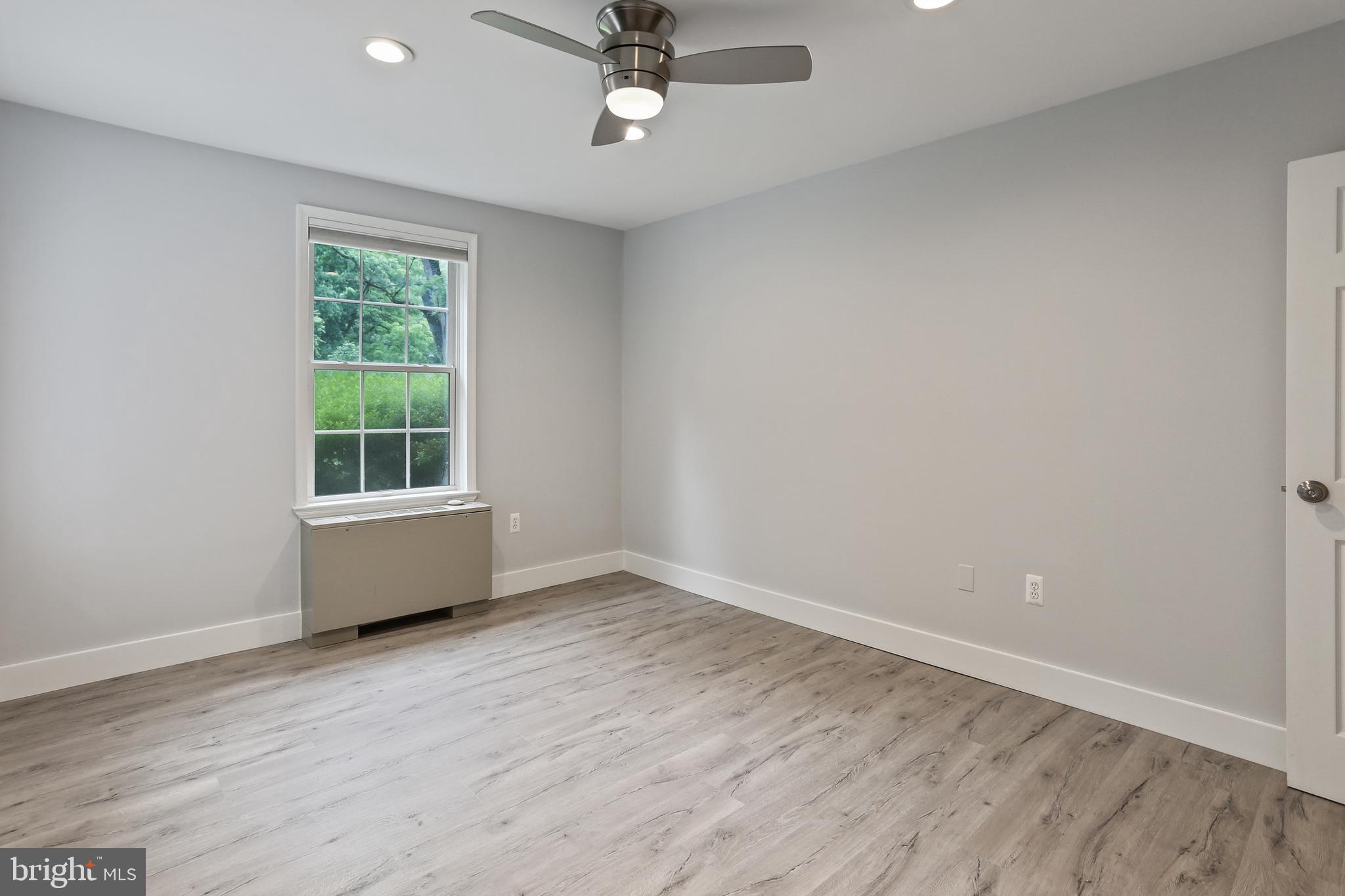 HAMLET HOUSE - Residential