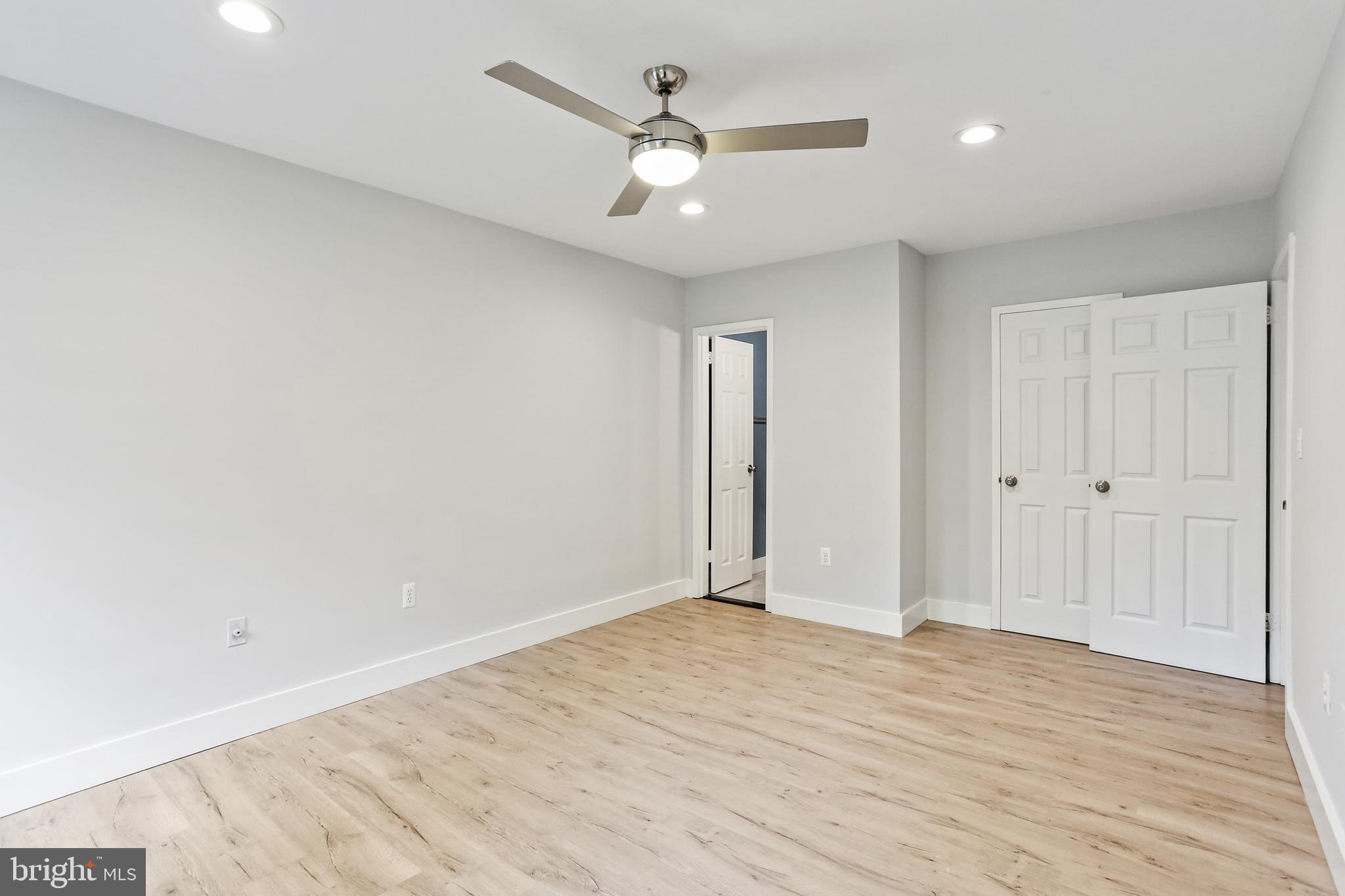 HAMLET HOUSE - Residential