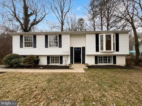 10911 Santa Clara Drive, Fairfax, VA MLS: VAFX2303056