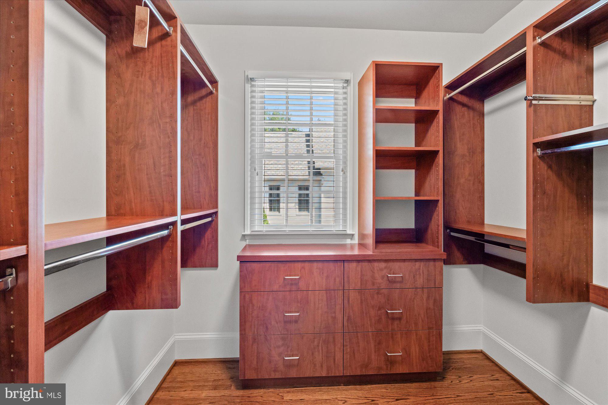 EVANS FARM - Residential