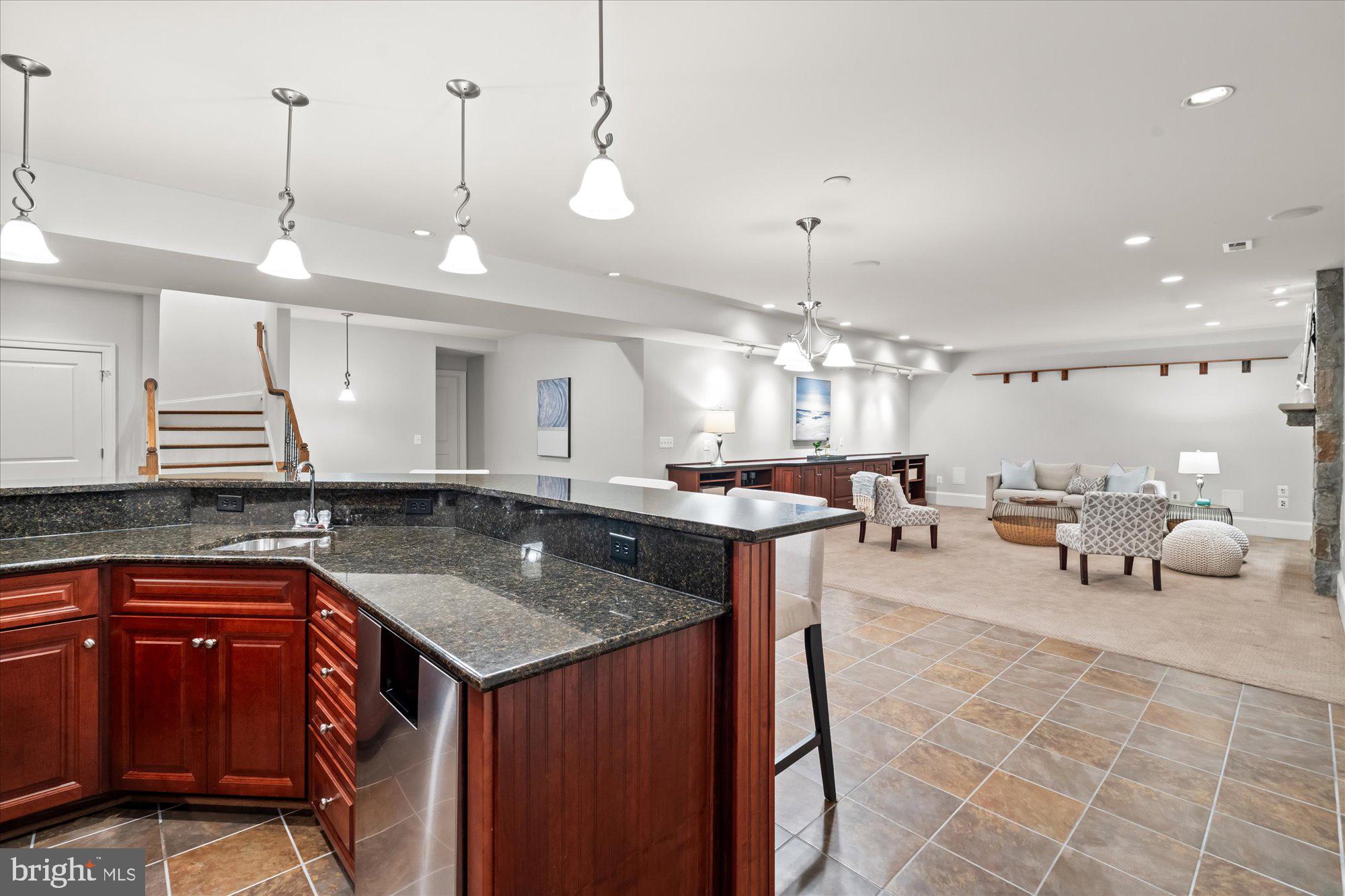 EVANS FARM - Residential