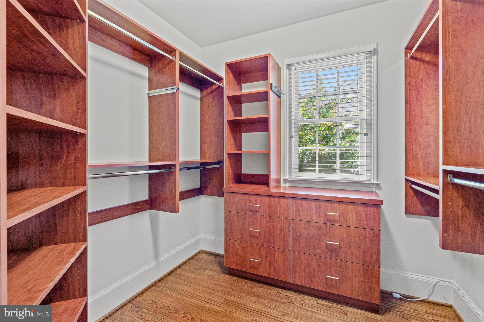 EVANS FARM - Residential