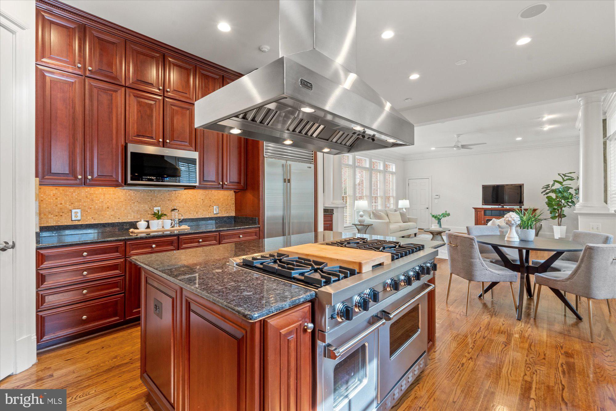 EVANS FARM - Residential