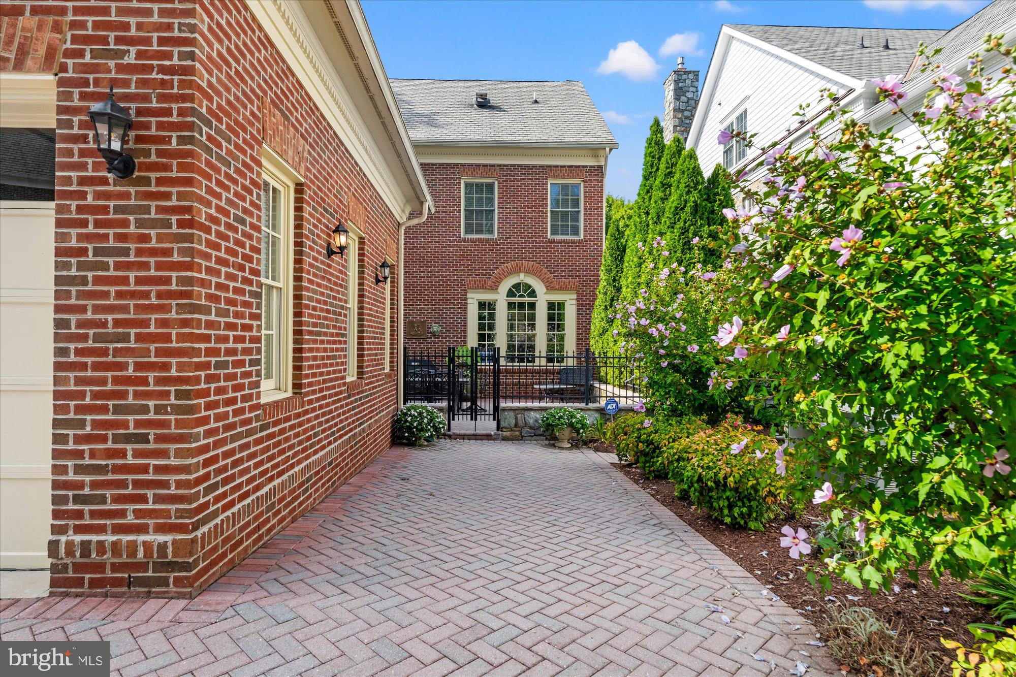 EVANS FARM - Residential