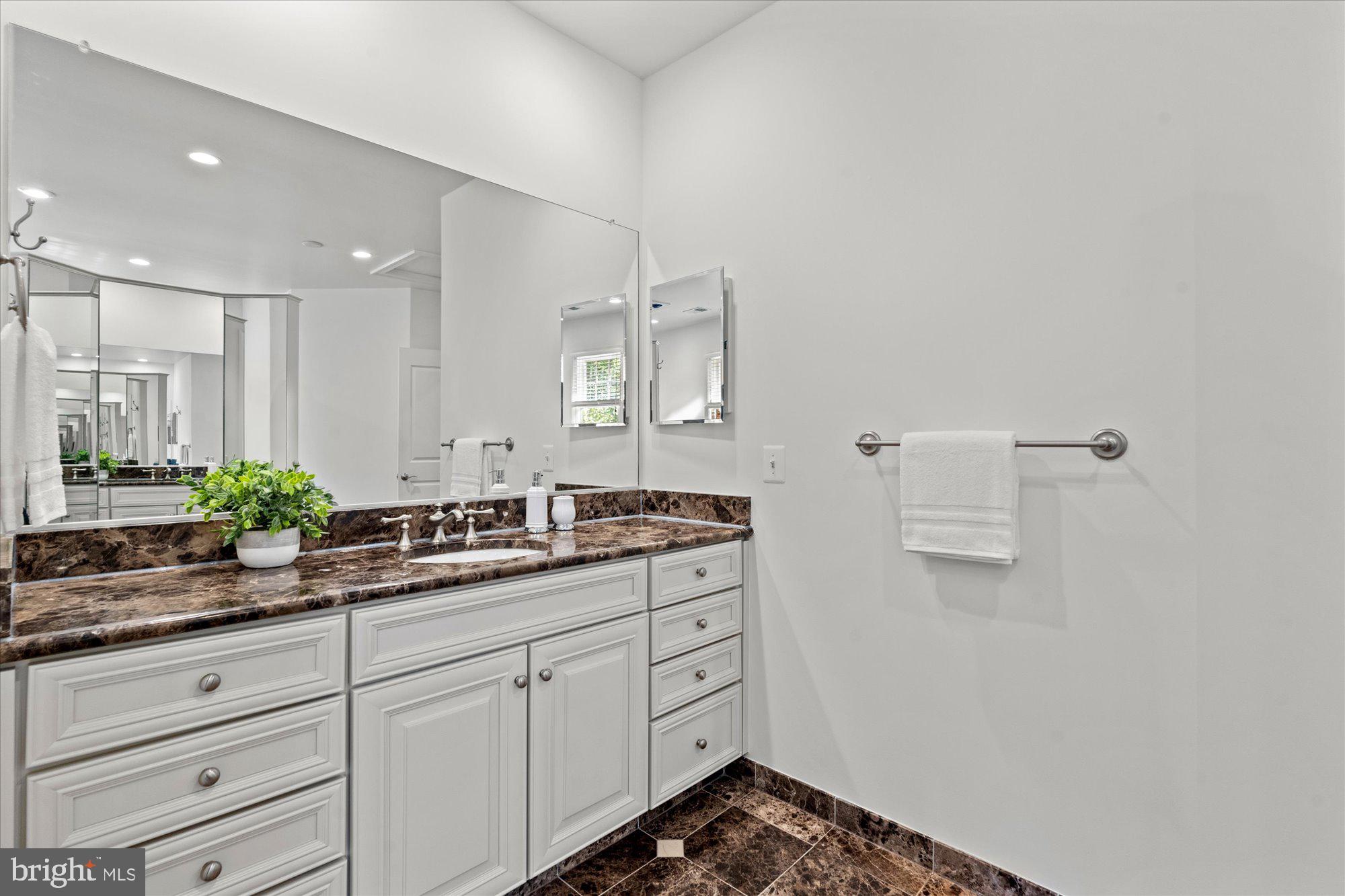 EVANS FARM - Residential