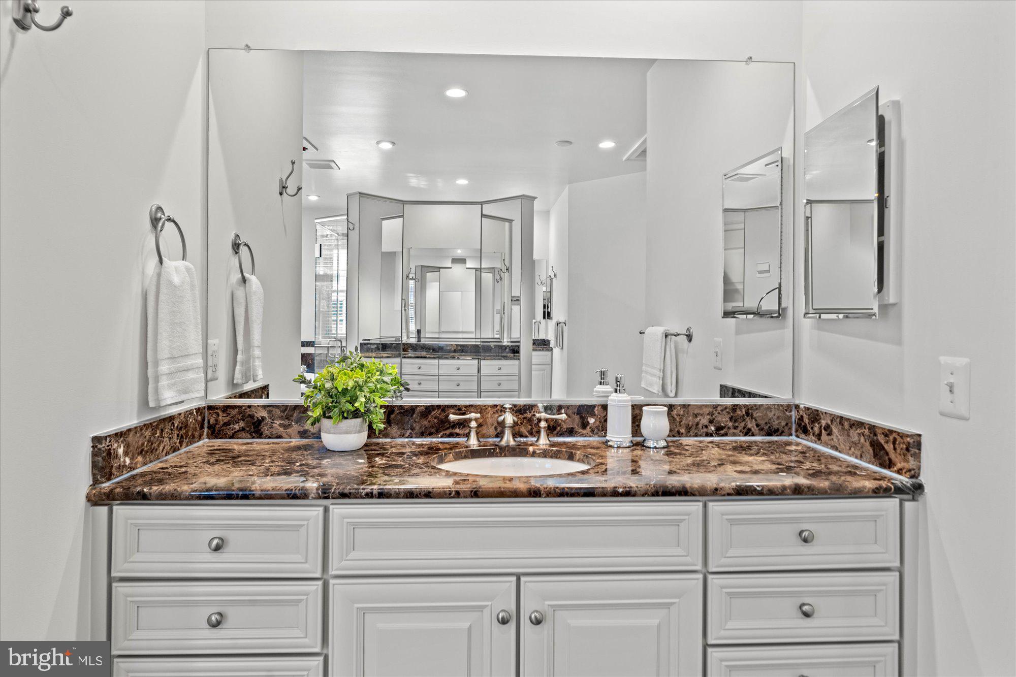 EVANS FARM - Residential