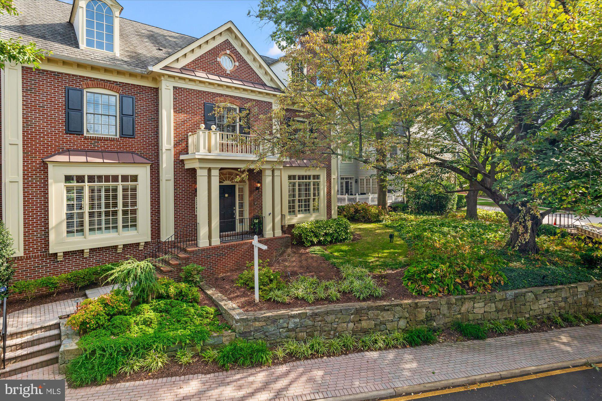 EVANS FARM - Residential