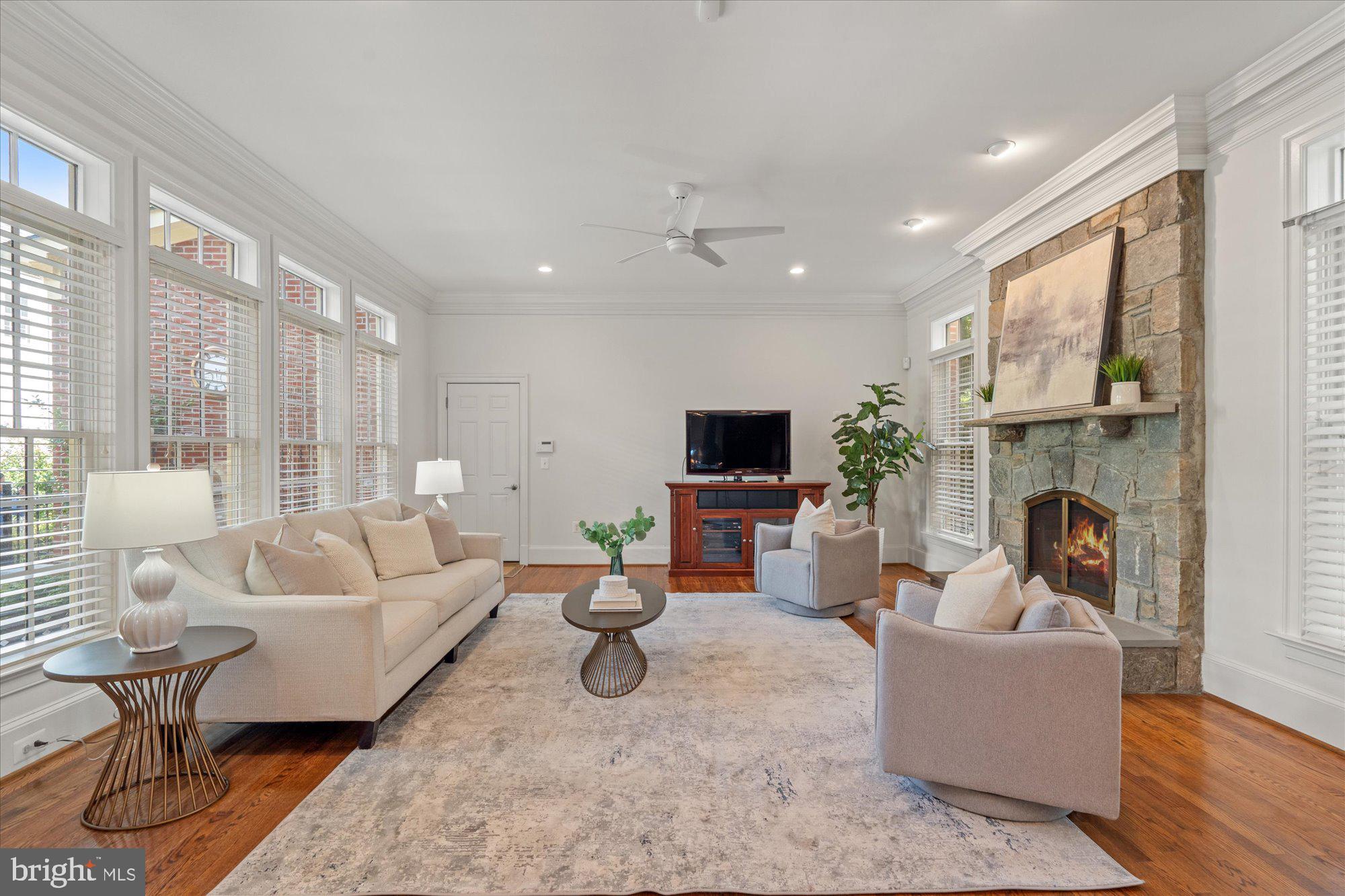 EVANS FARM - Residential