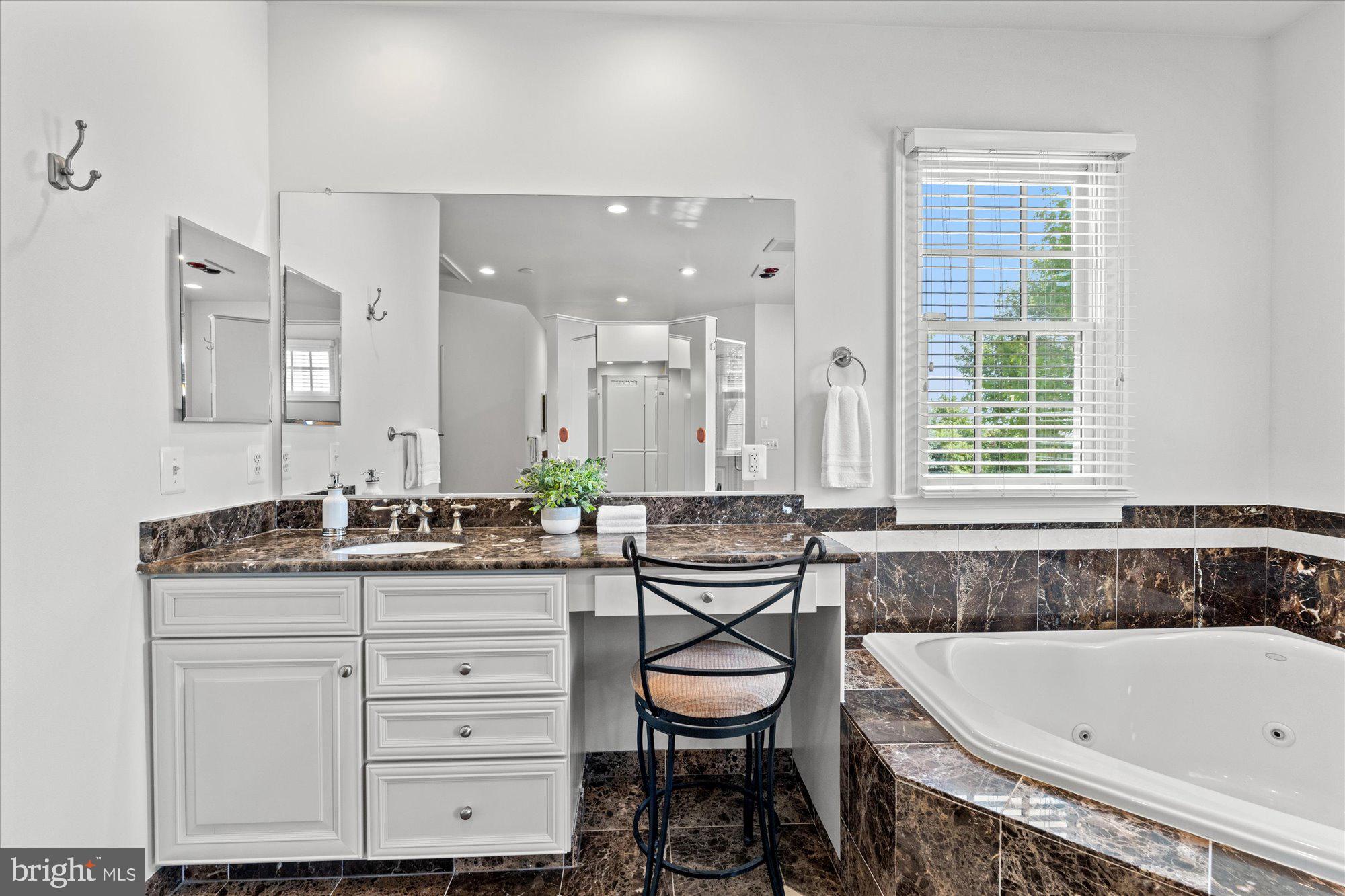 EVANS FARM - Residential