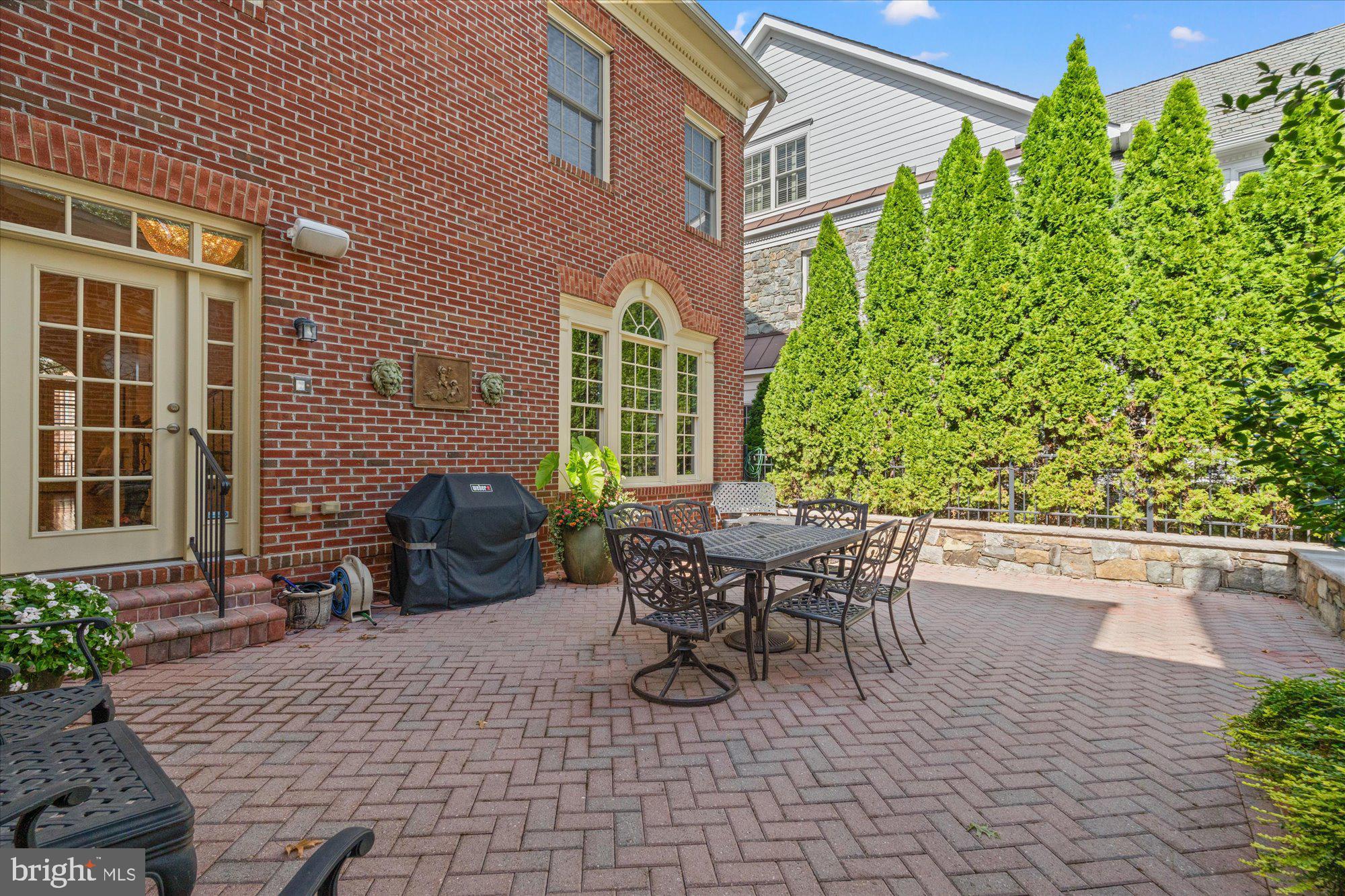 EVANS FARM - Residential