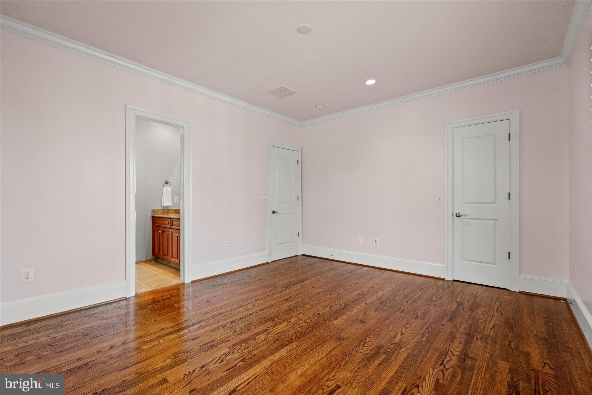 EVANS FARM - Residential