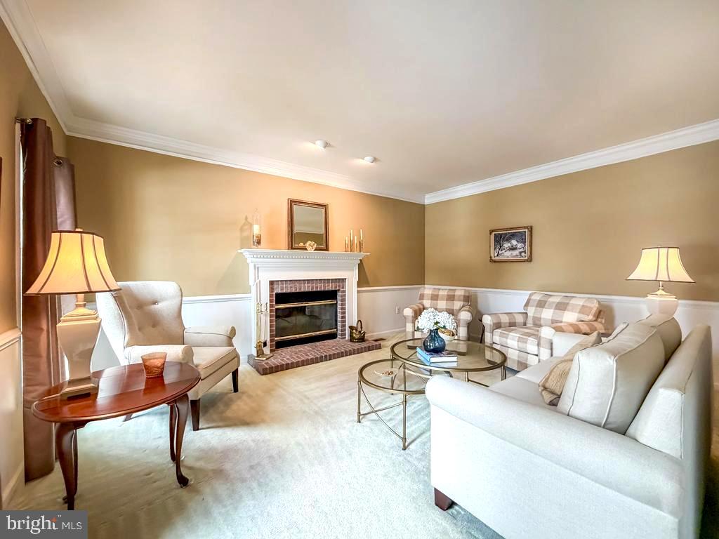 BRIDLE ESTATES - Residential