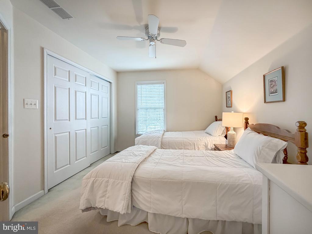 BRIDLE ESTATES - Residential