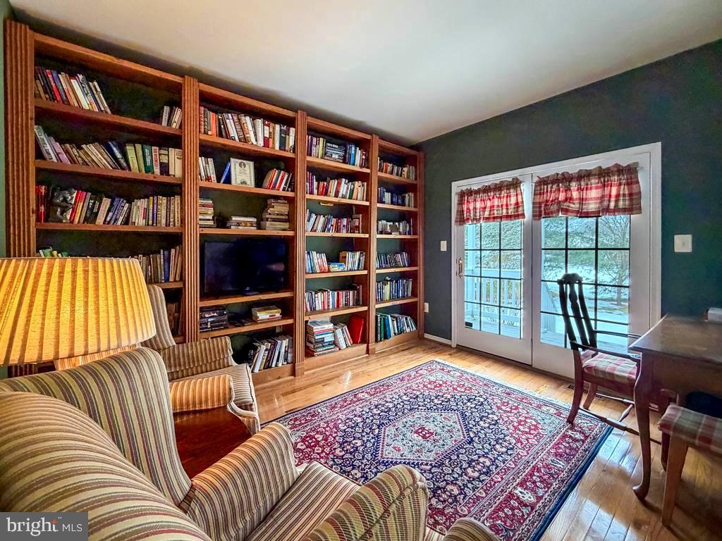 BRIDLE ESTATES - Residential