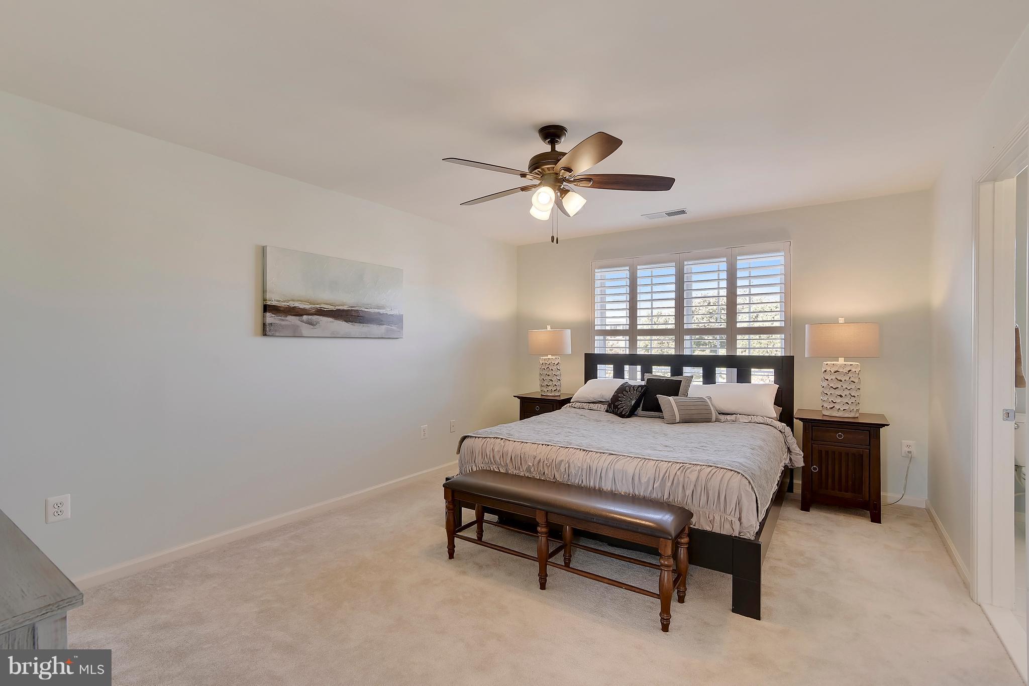 ASHBURN VILLAGE - Residential