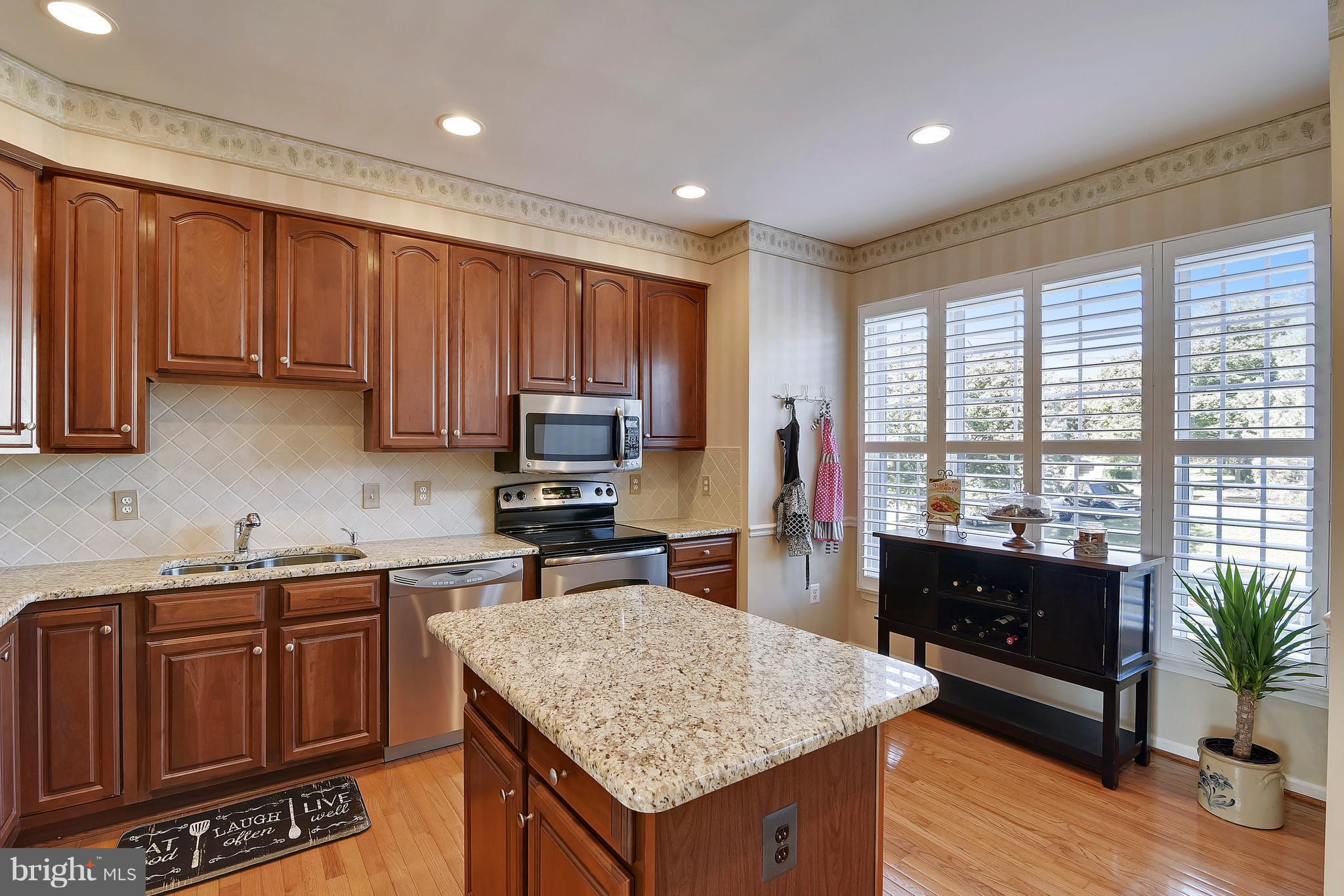 ASHBURN VILLAGE - Residential