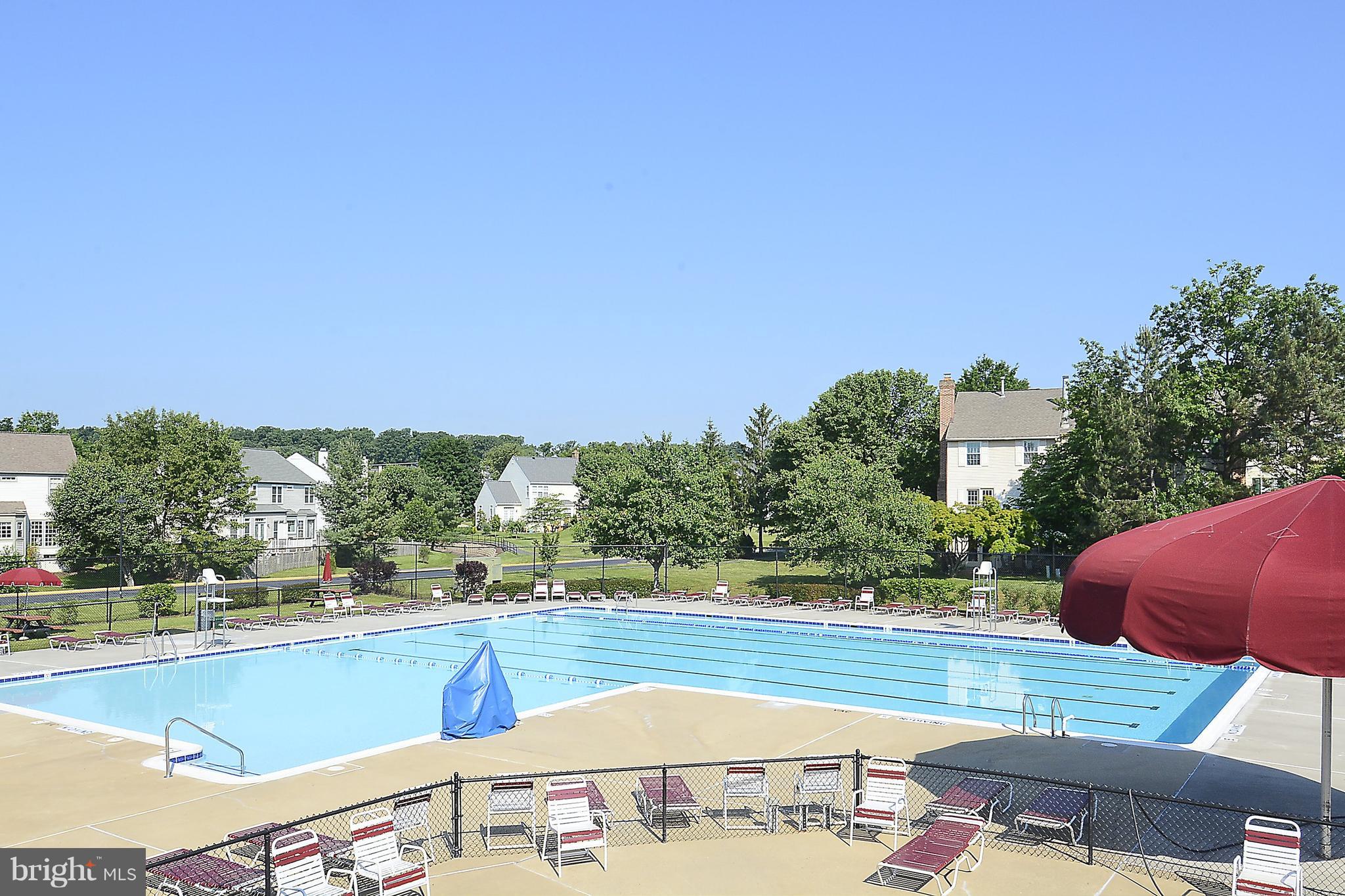 ASHBURN VILLAGE - Residential