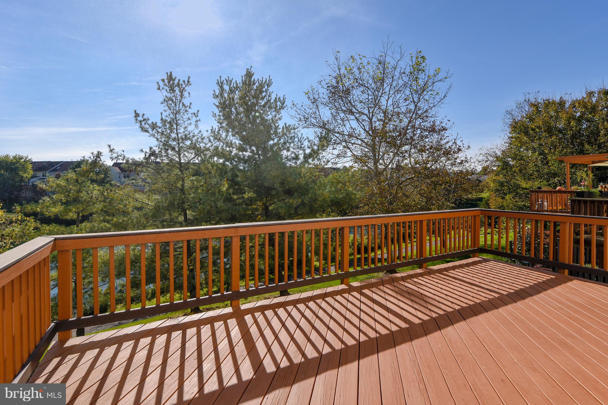 ASHBURN VILLAGE - Residential