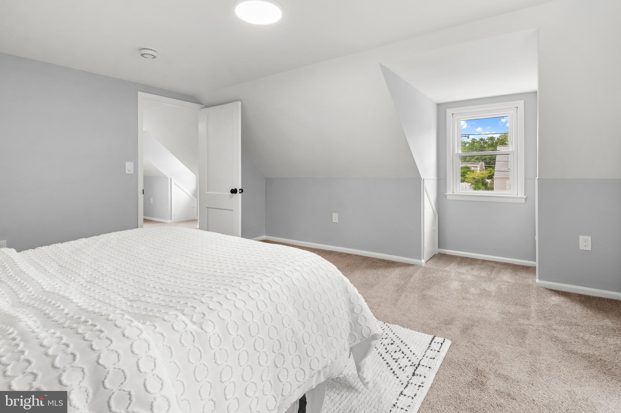 OAKVIEW - Residential