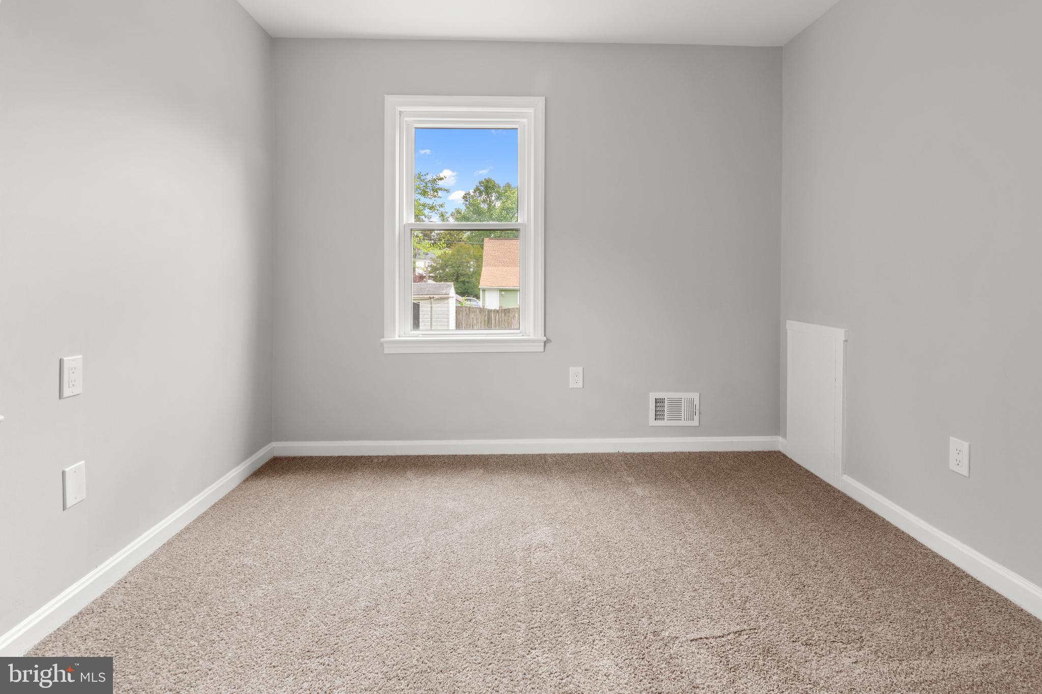 OAKVIEW - Residential