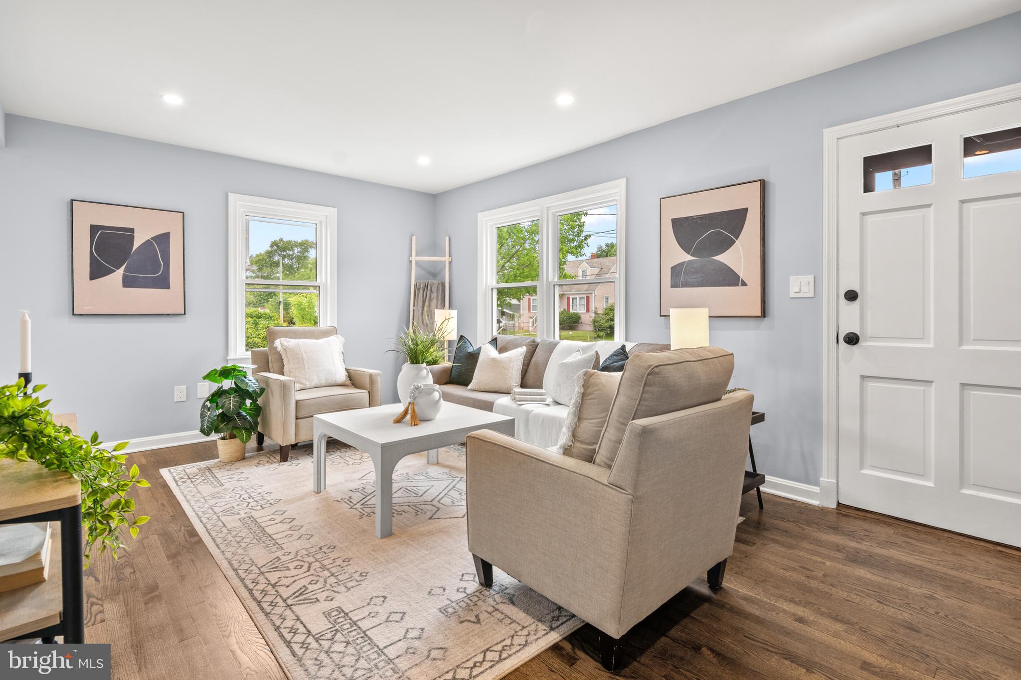 OAKVIEW - Residential