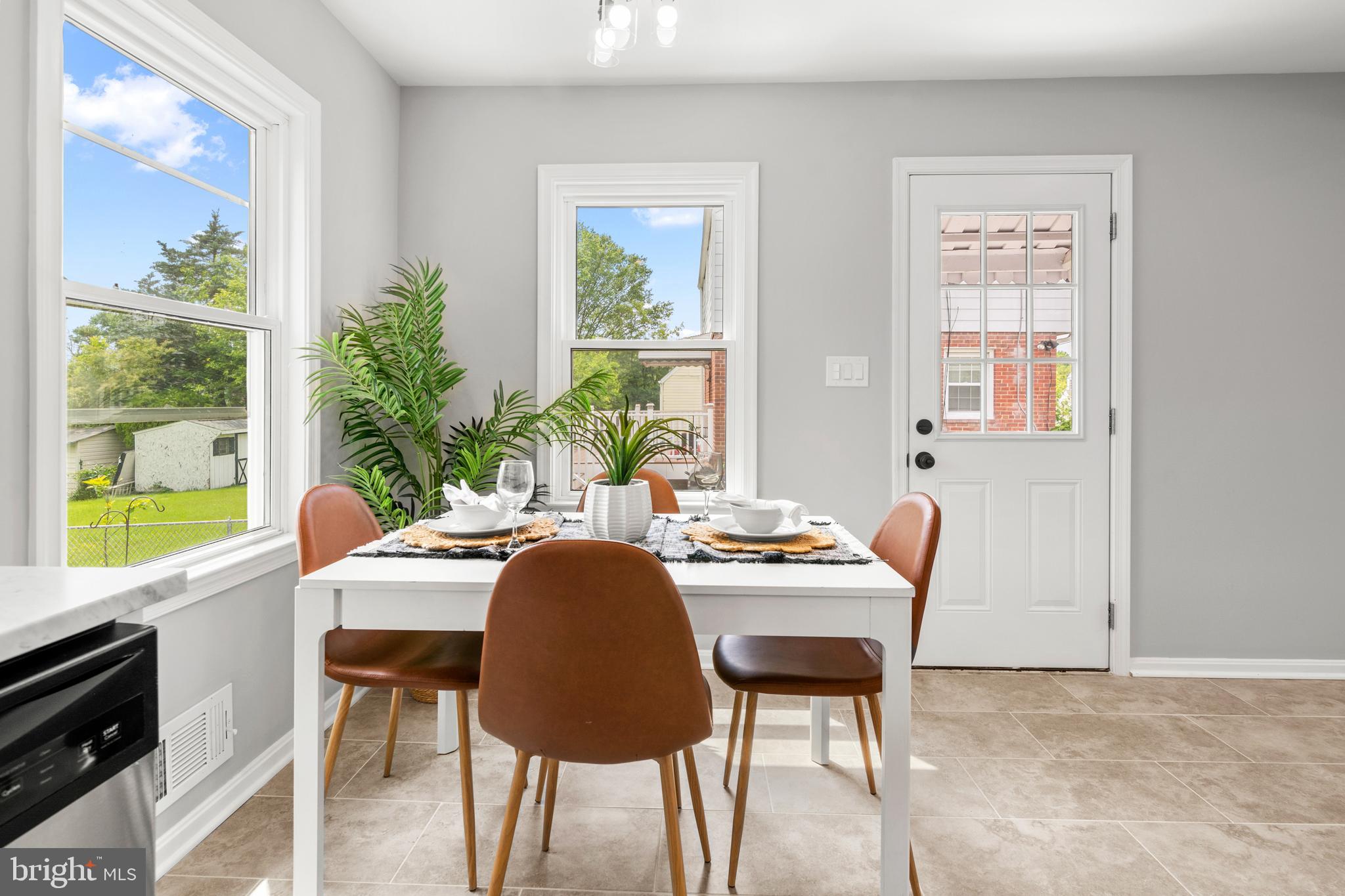 OAKVIEW - Residential