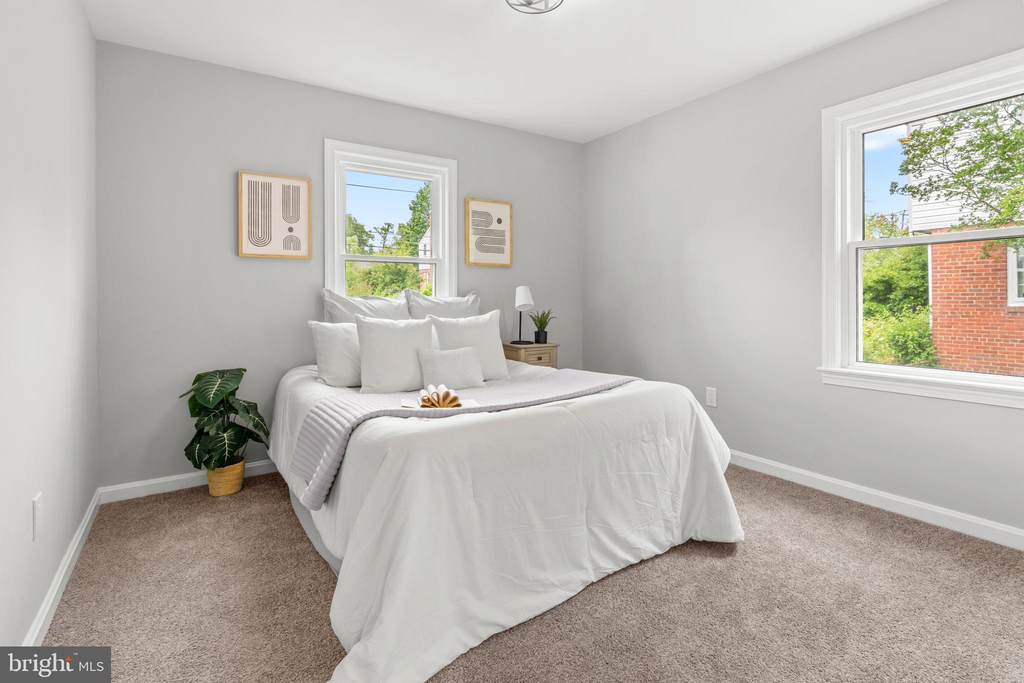 OAKVIEW - Residential