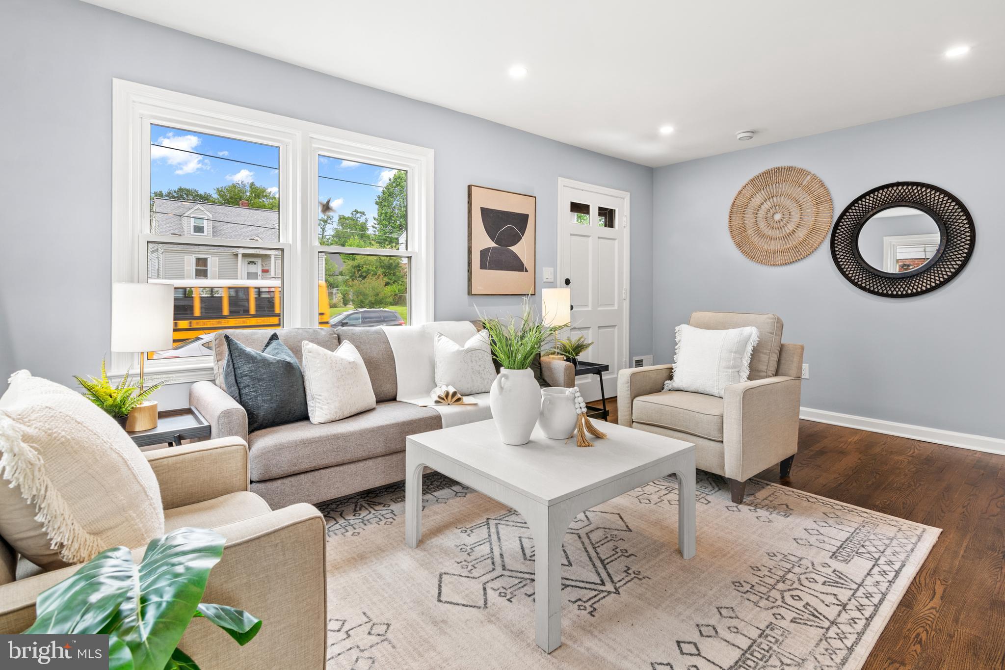 OAKVIEW - Residential