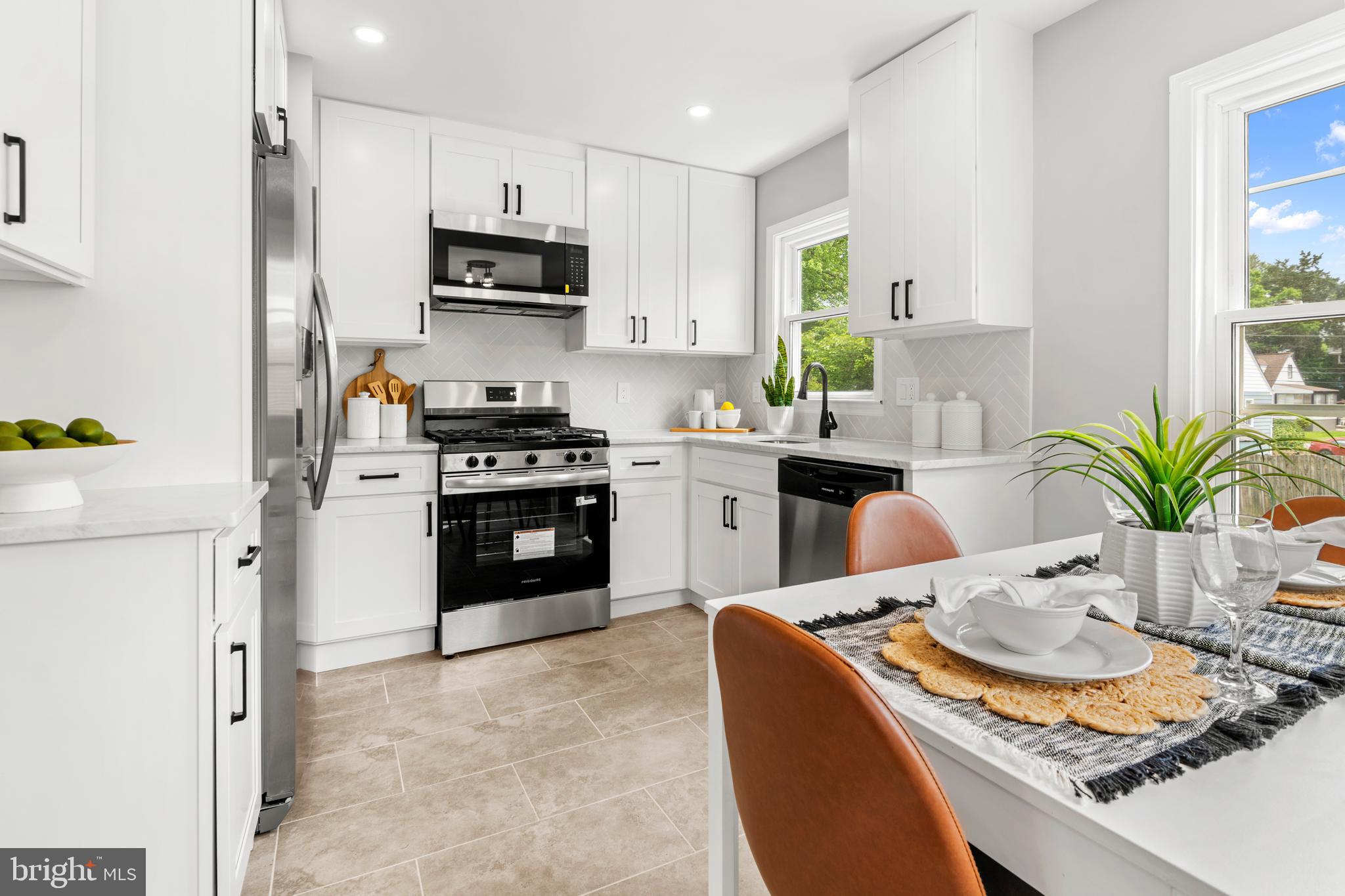 OAKVIEW - Residential