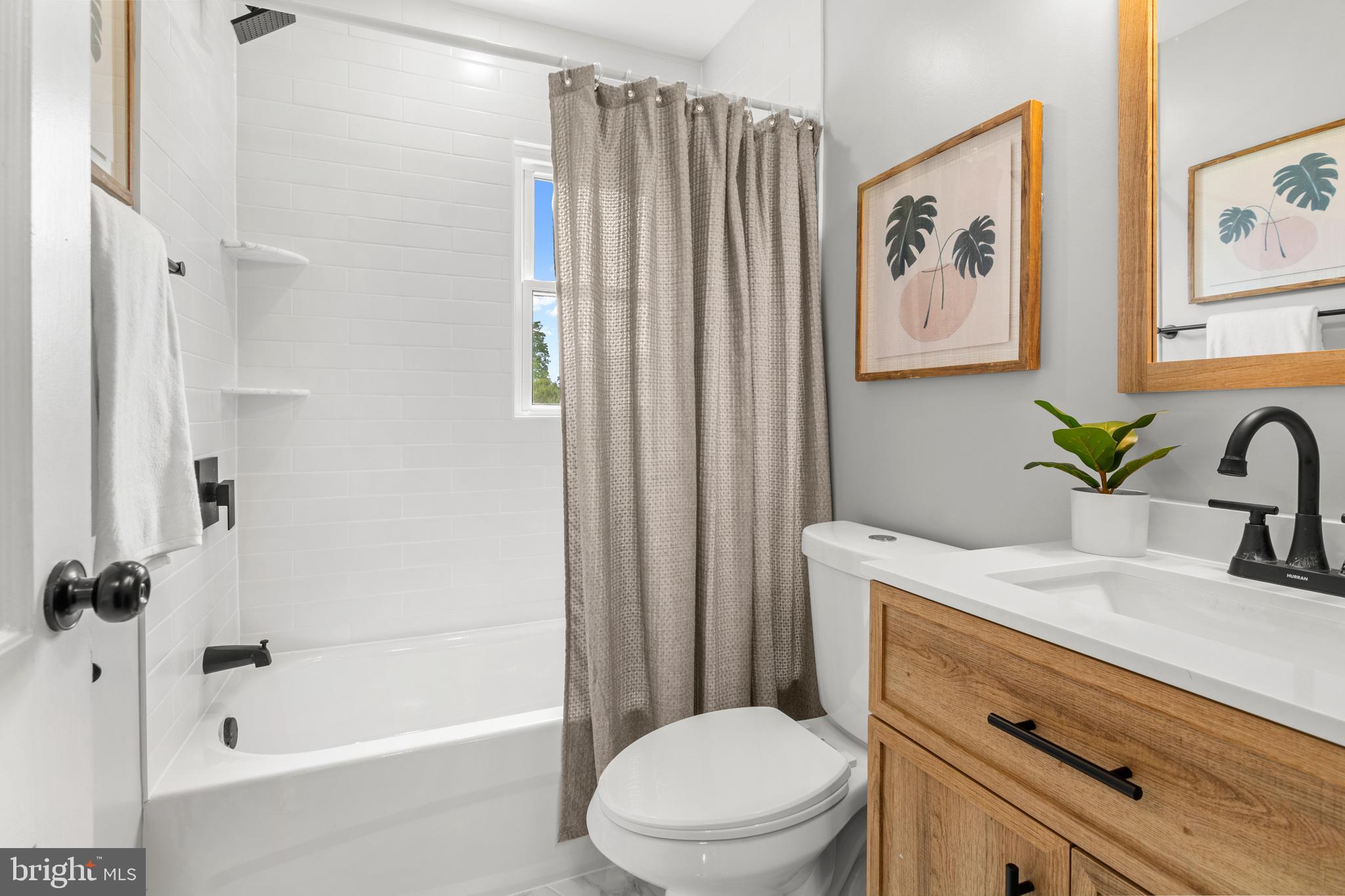 OAKVIEW - Residential