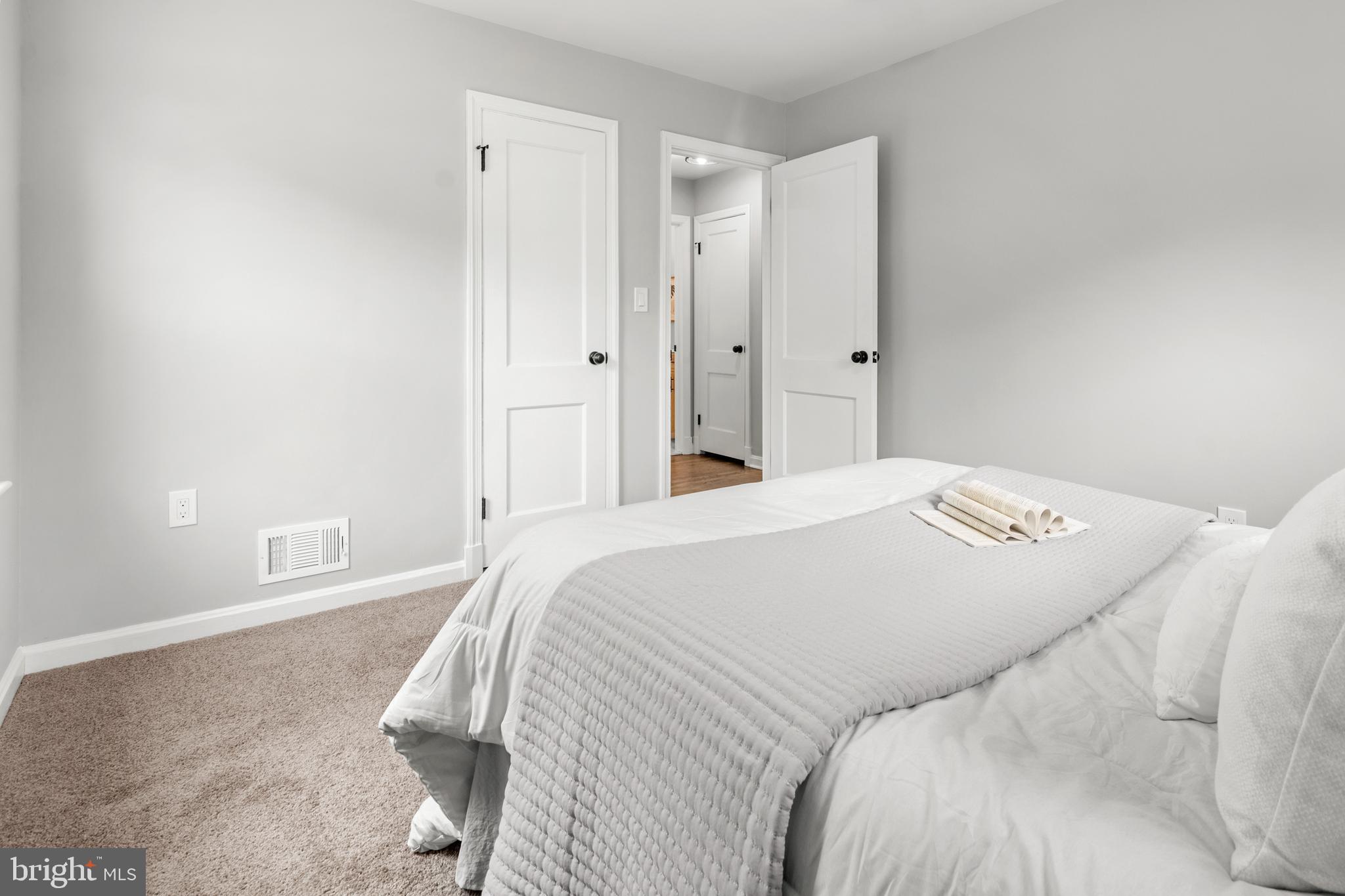 OAKVIEW - Residential