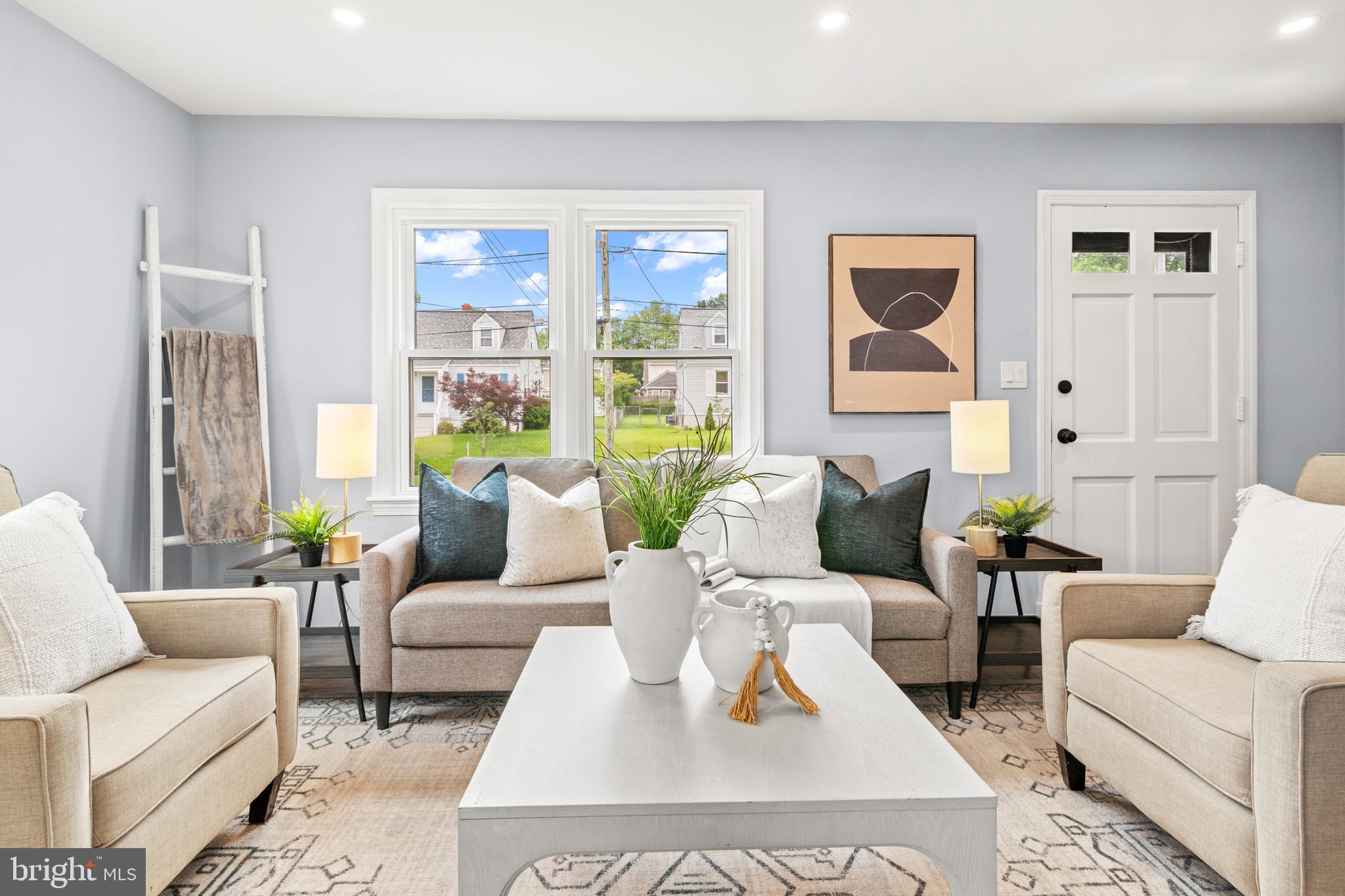 OAKVIEW - Residential