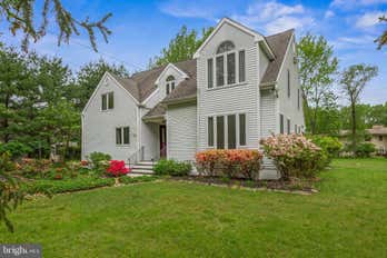 Single Family Residence at 405 HOLLY GLEN DRIVE
