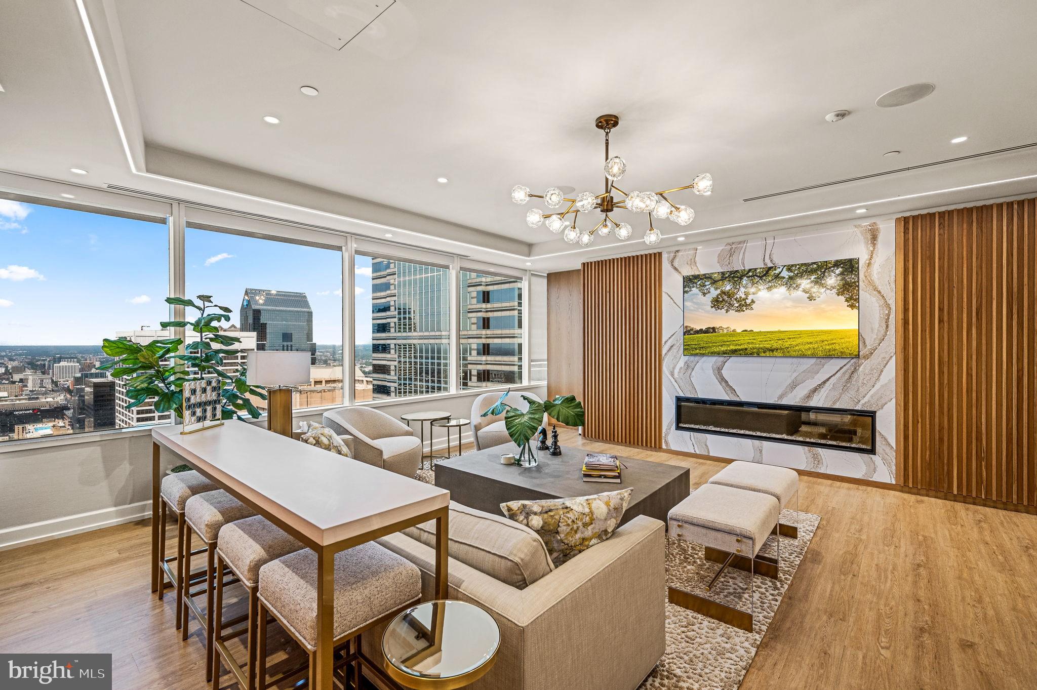 RITTENHOUSE SQUARE - Residential