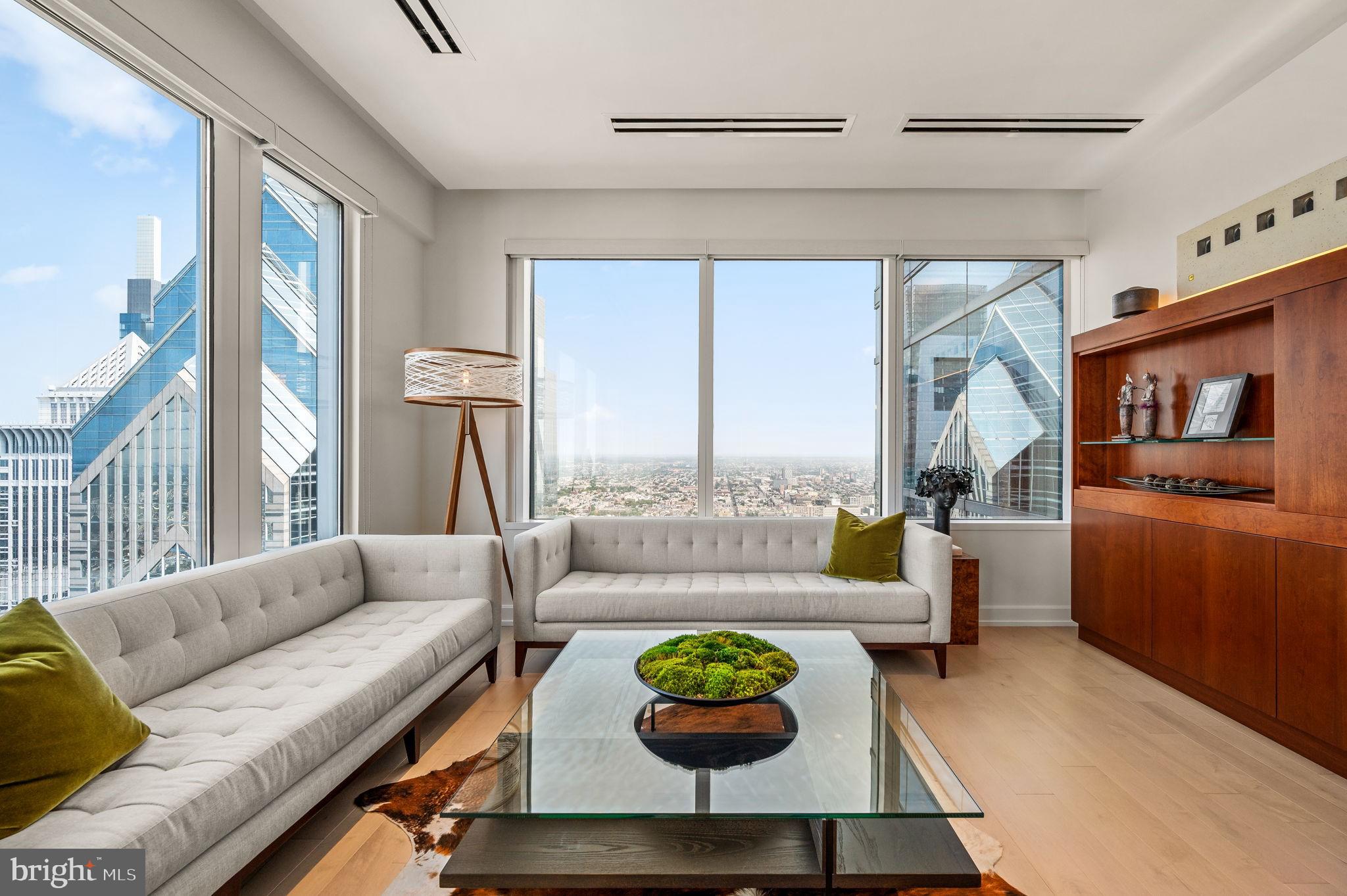 RITTENHOUSE SQUARE - Residential