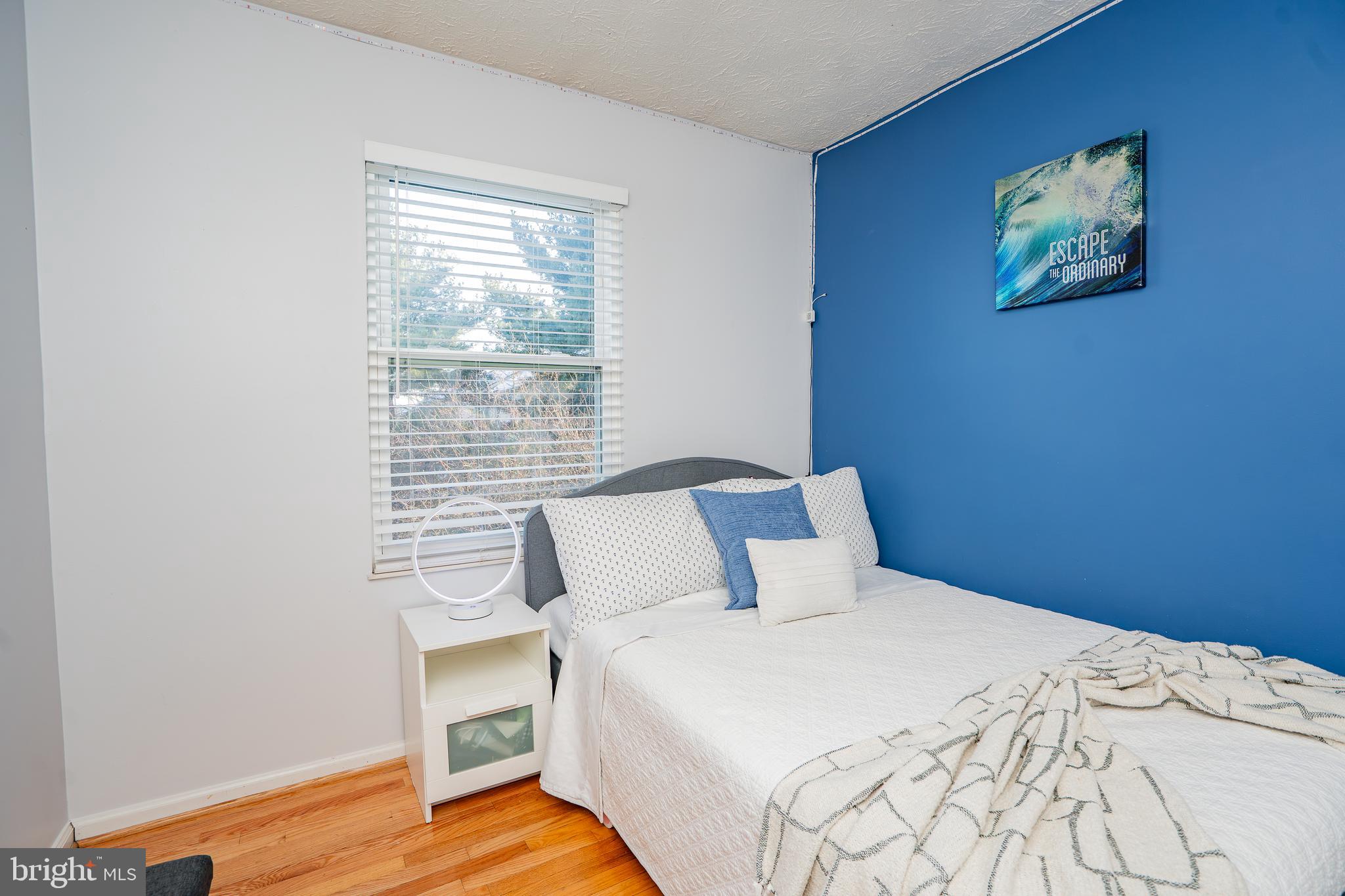 GUNNERS LAKE VILLAGE - Residential