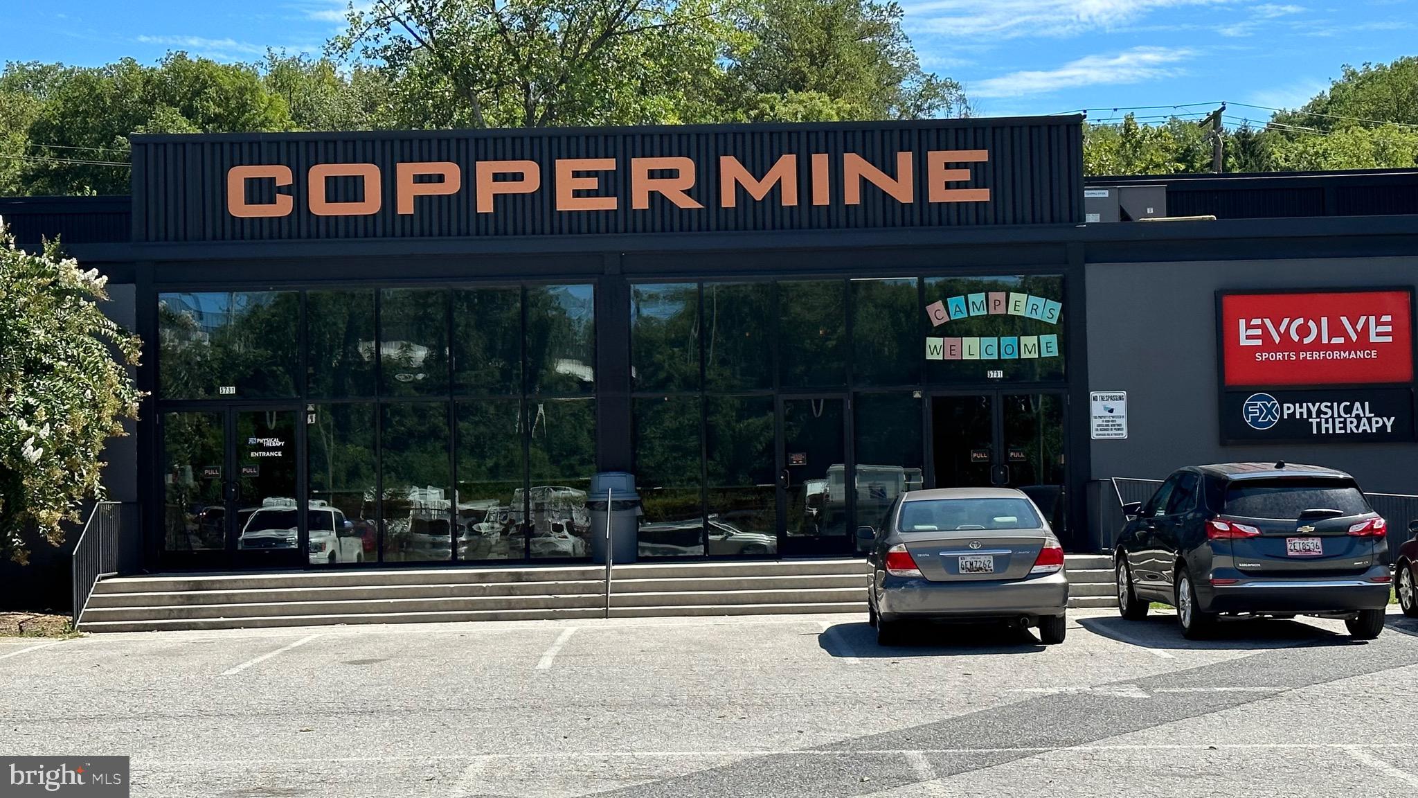 NORTH ROLAND PARK - Residential