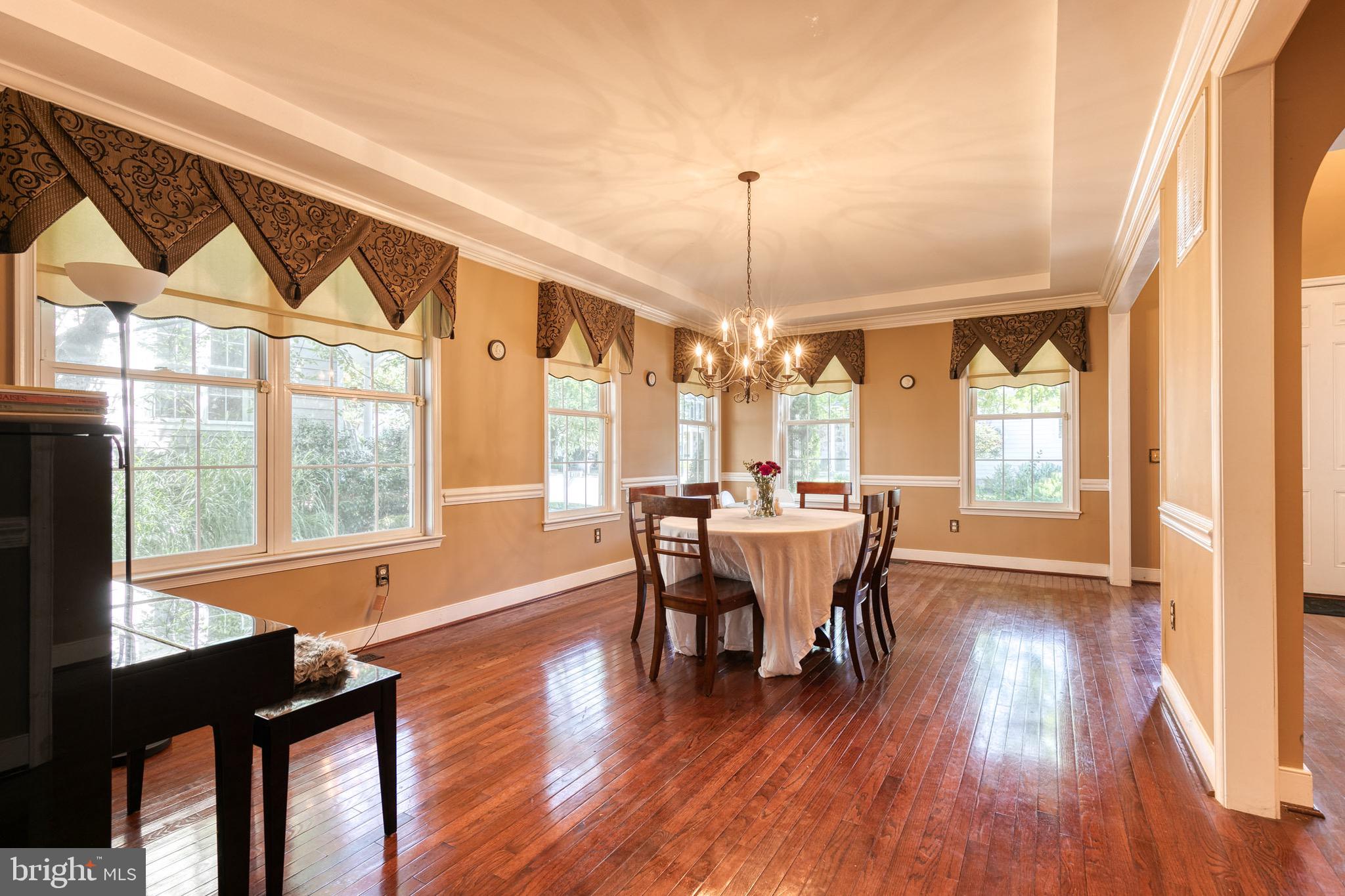 NORTH ROLAND PARK - Residential