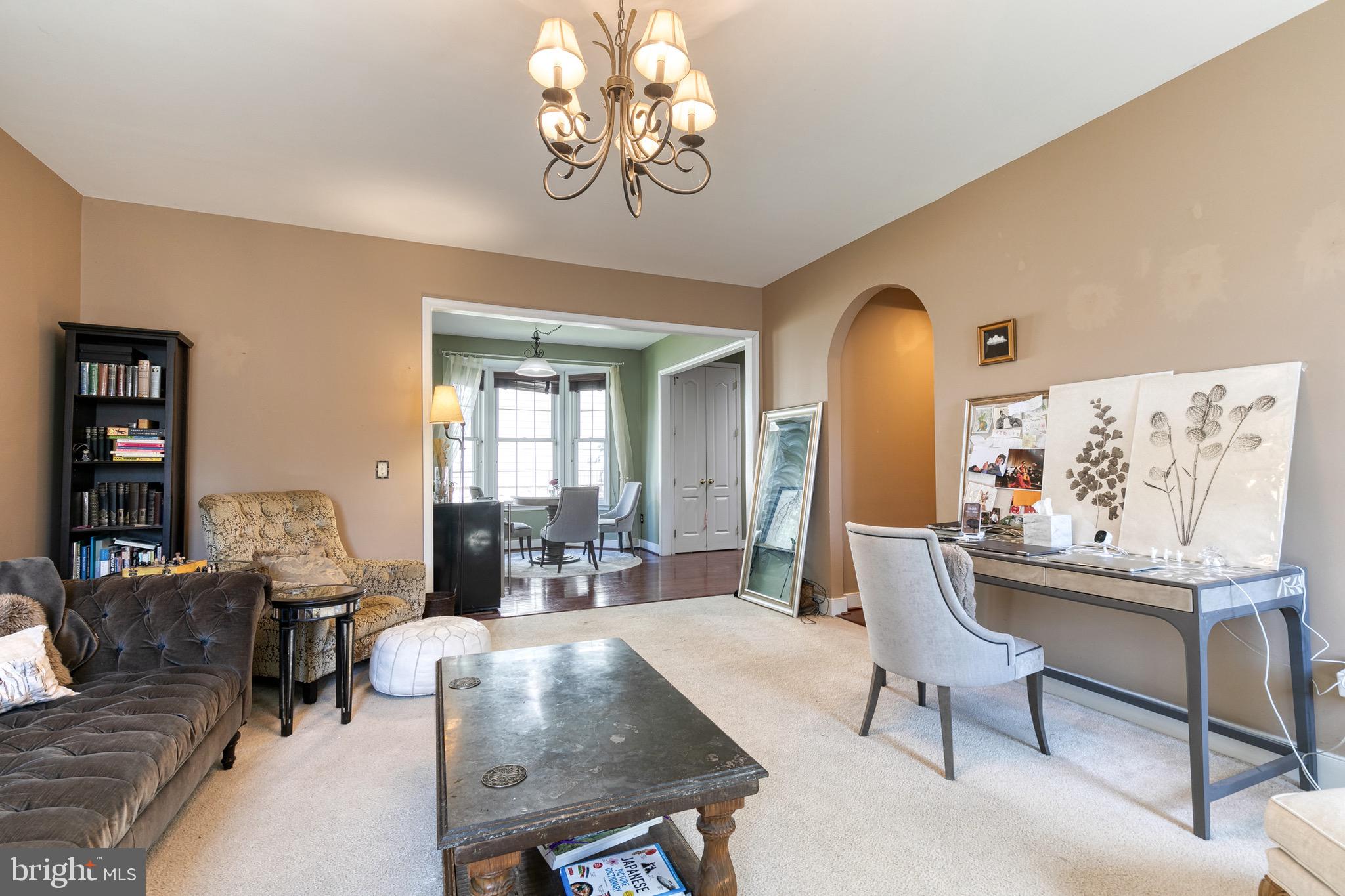 NORTH ROLAND PARK - Residential