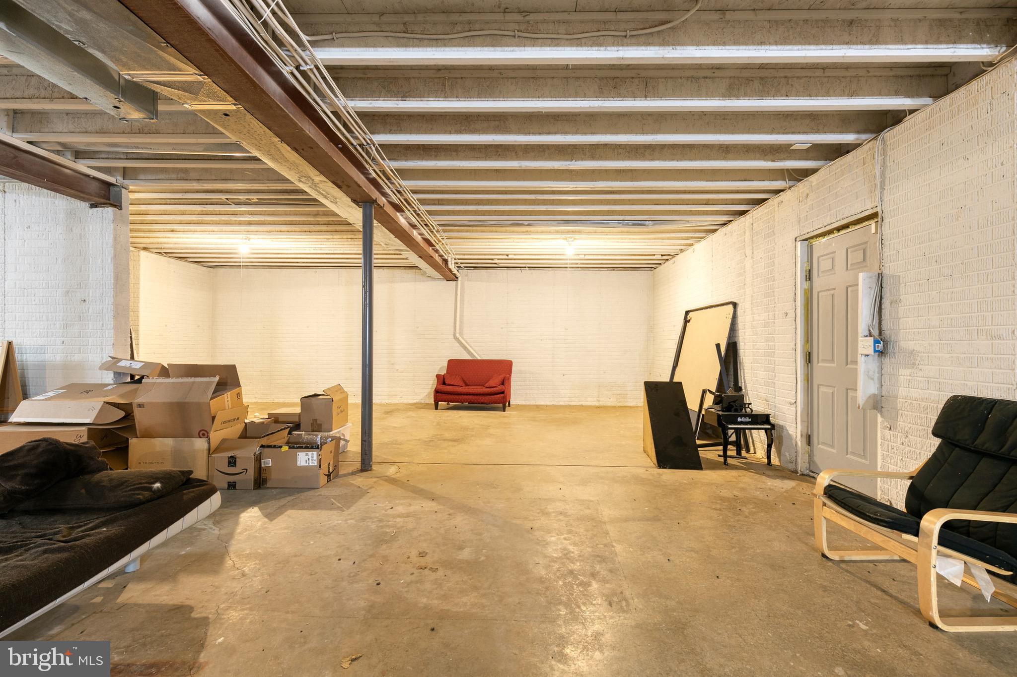 NORTH ROLAND PARK - Residential