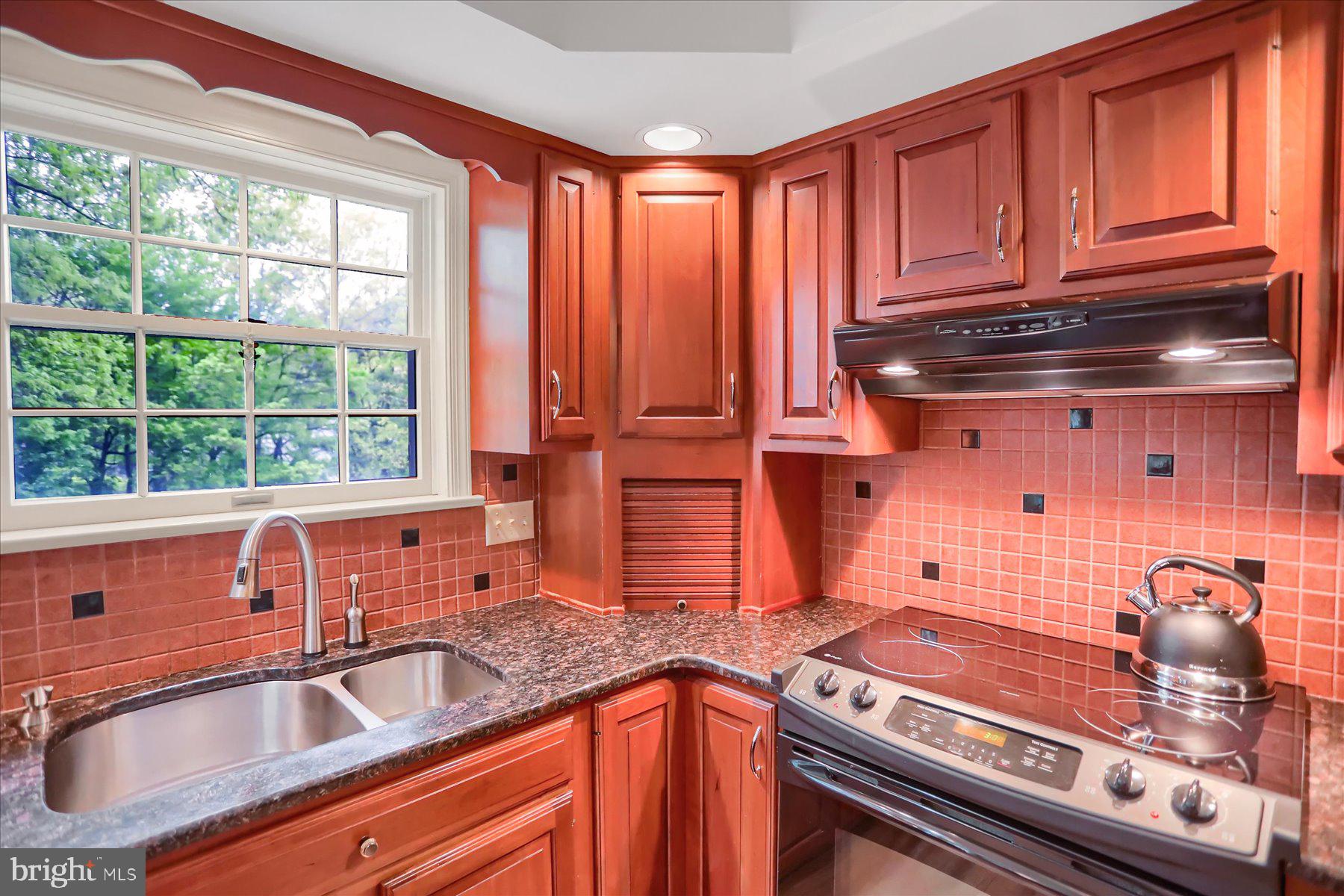 CHESTNUT RIDGE - Residential