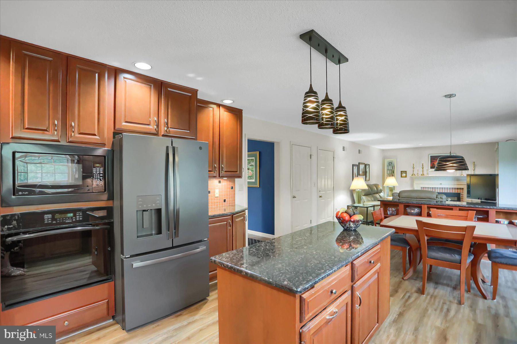 CHESTNUT RIDGE - Residential