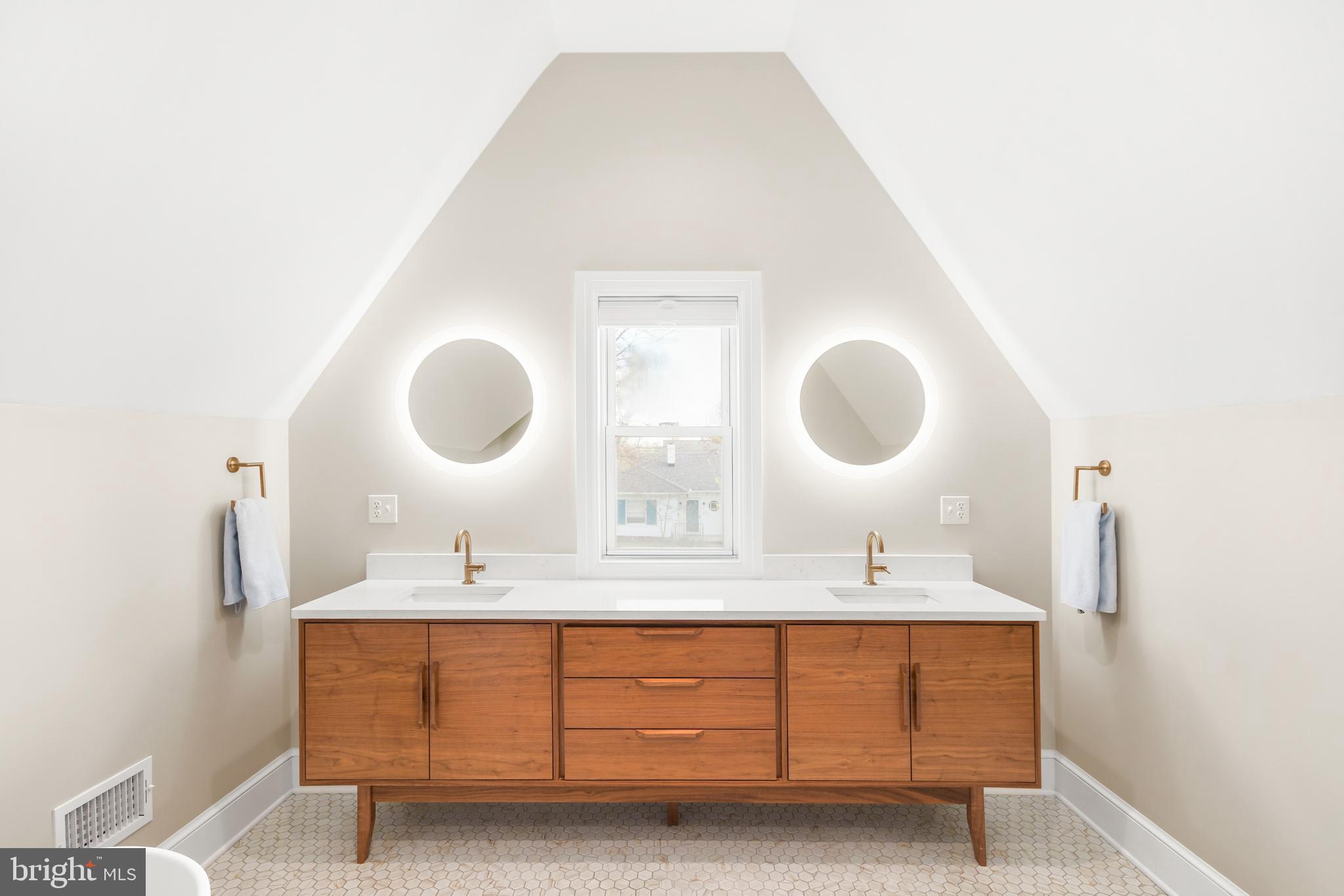 DOWNTOWN FREDERICK - Residential