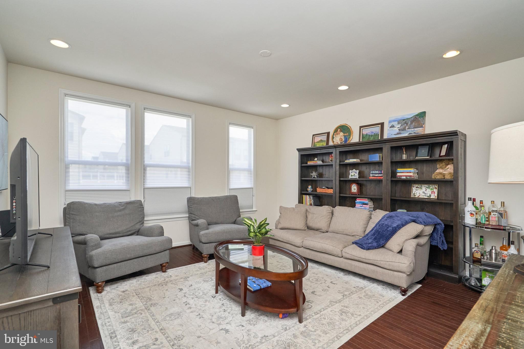 GLASCOCK FIELD AT STONE RIDGE - Residential