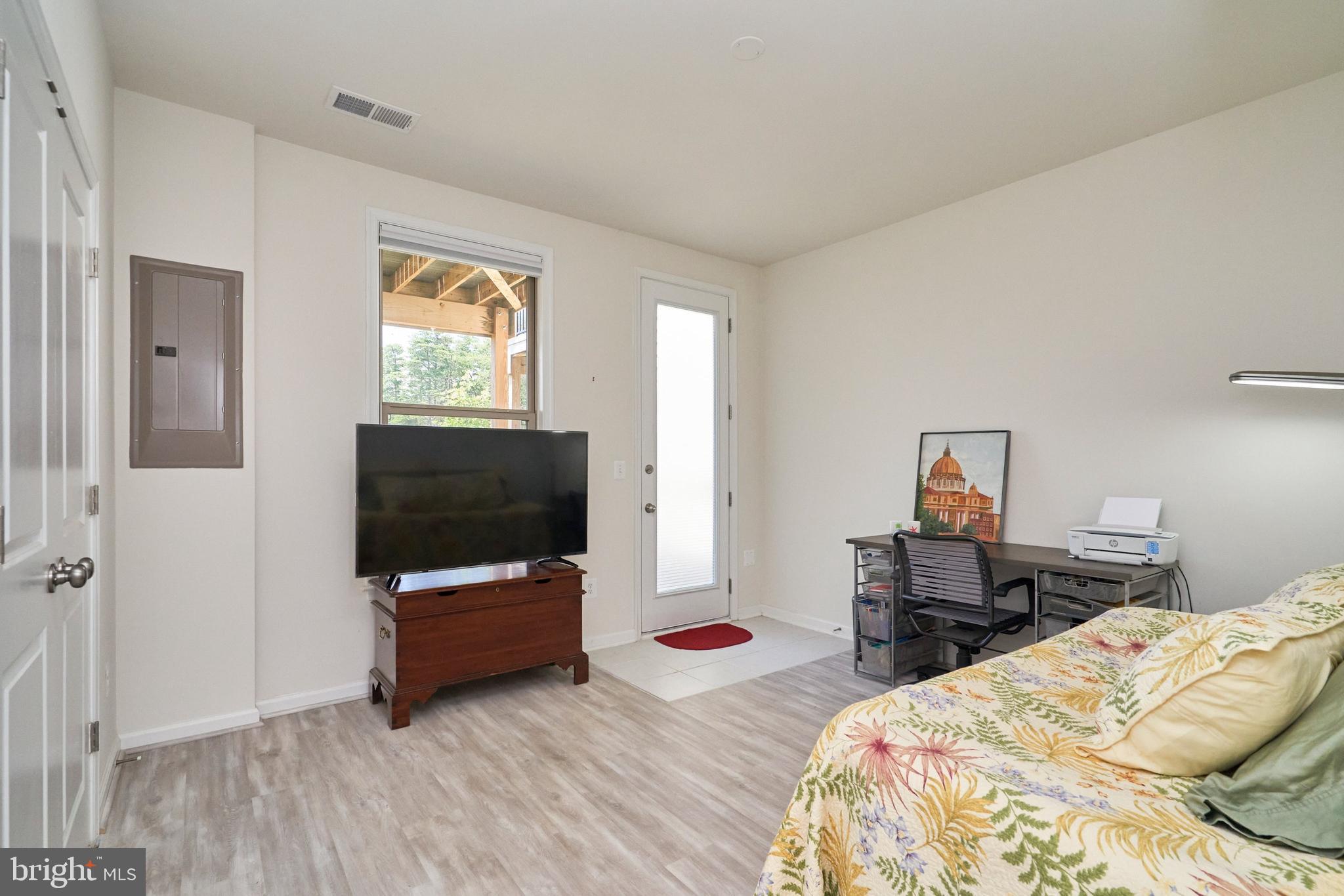 GLASCOCK FIELD AT STONE RIDGE - Residential