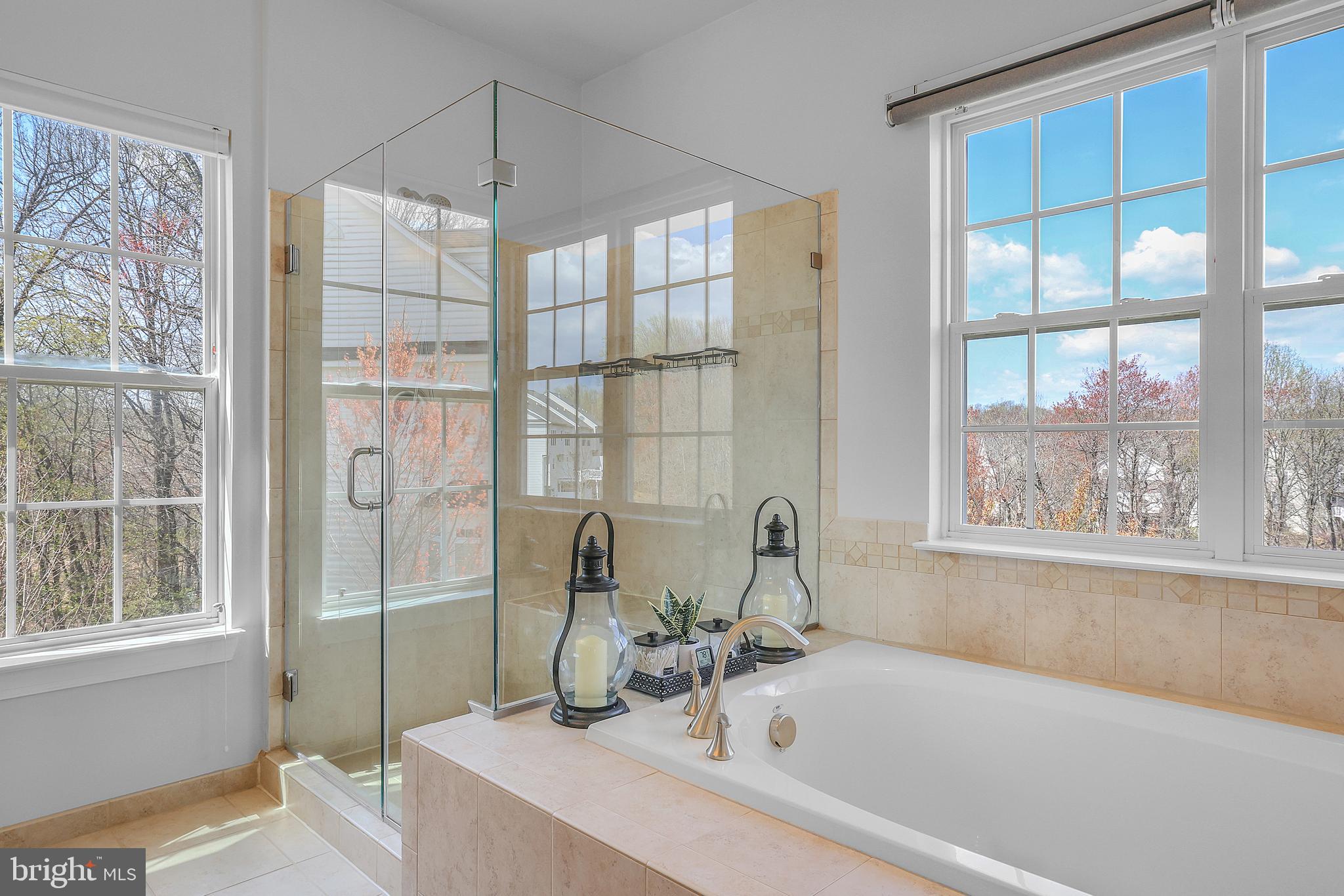 EMERSON - Residential