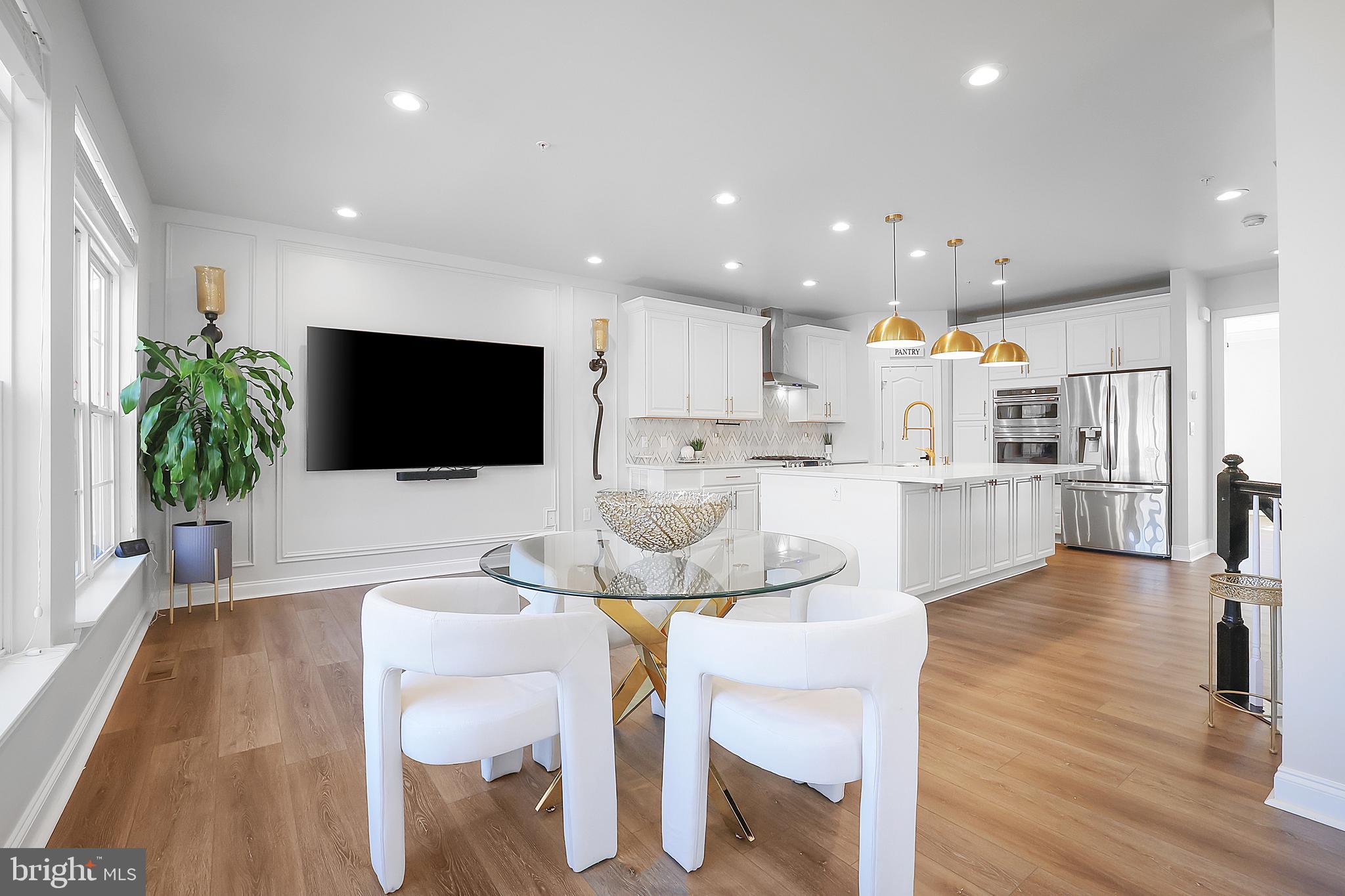 EMERSON - Residential